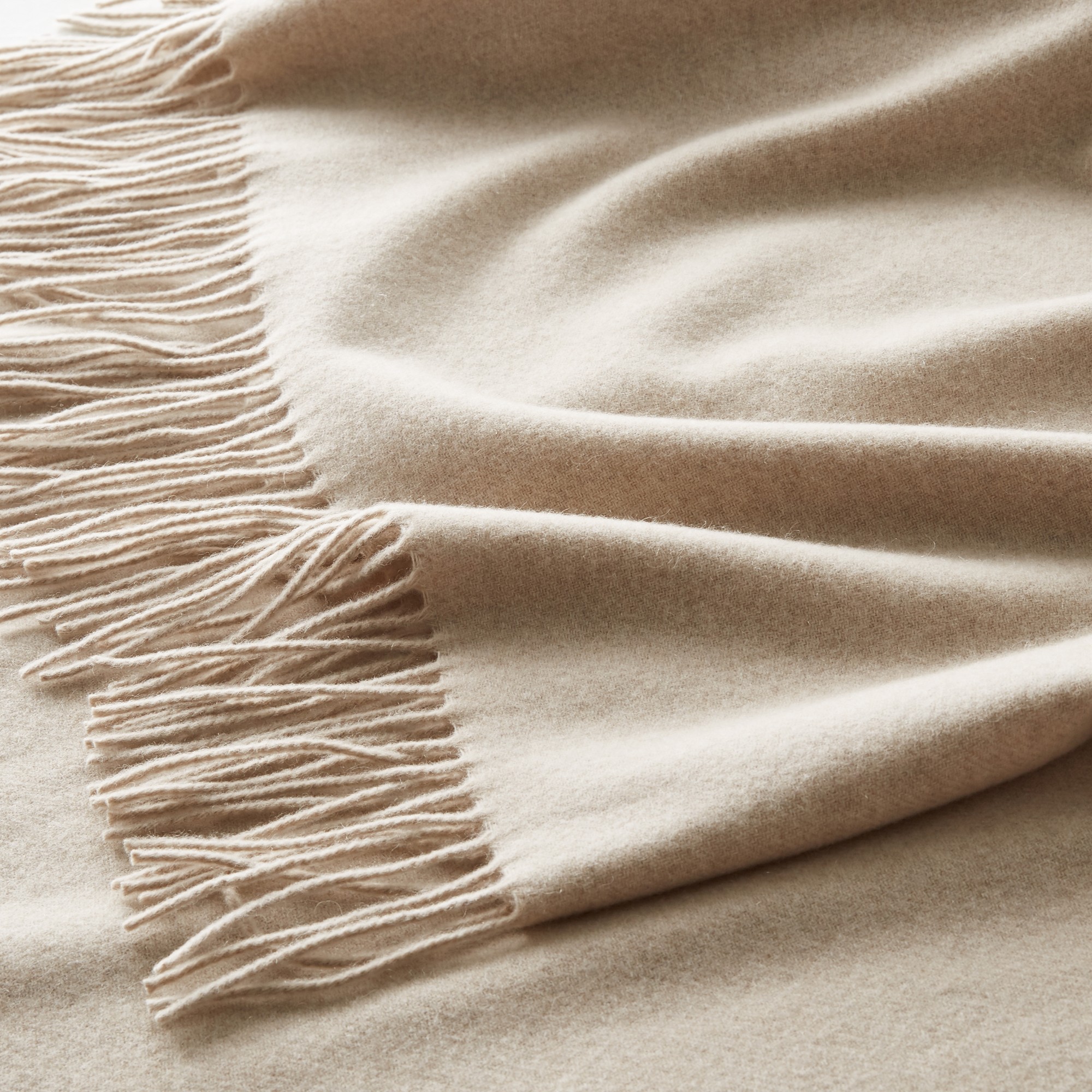 European Solid Grand Cashmere Throw