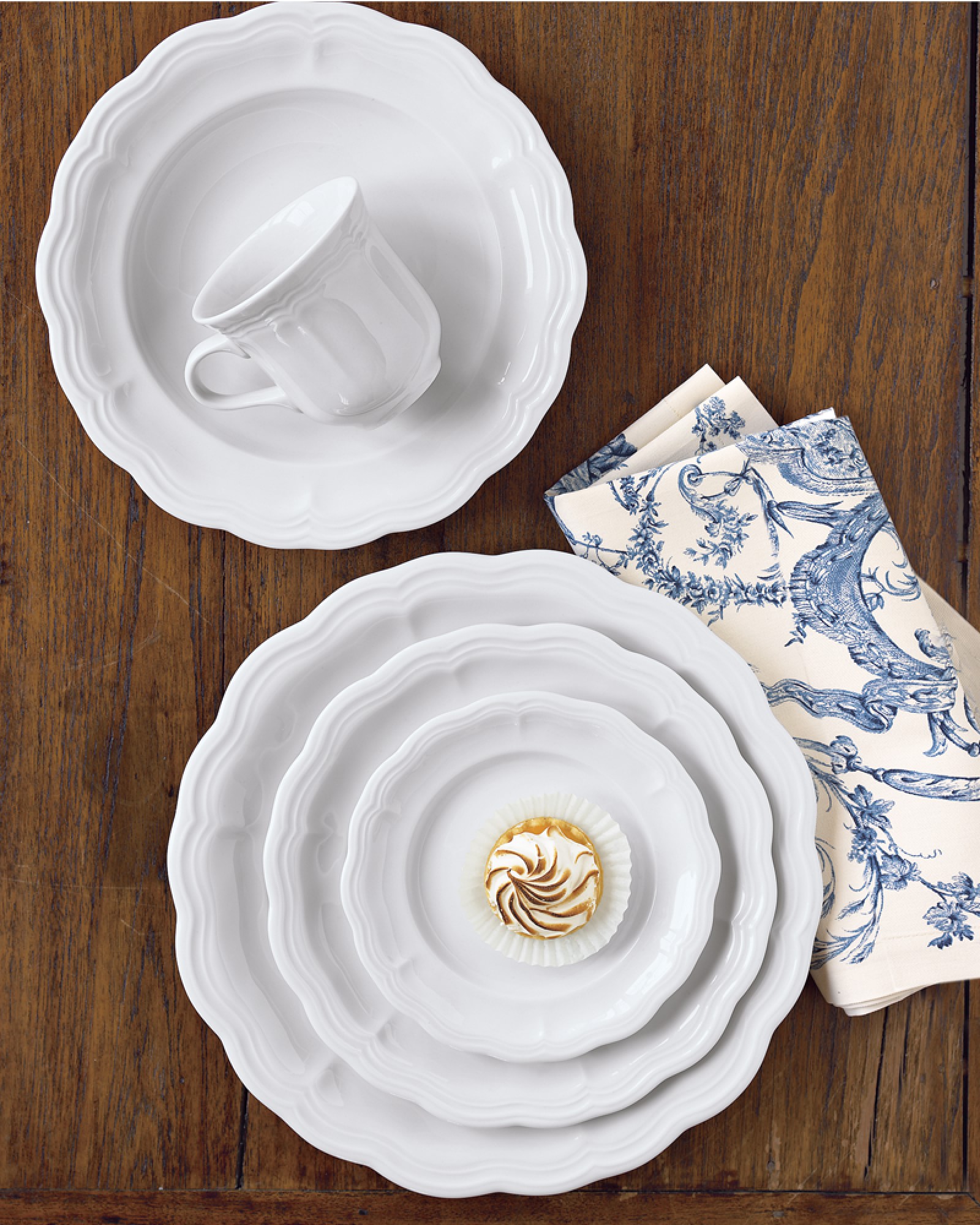 Pillivuyt Queen Anne Porcelain Dinnerware Collection