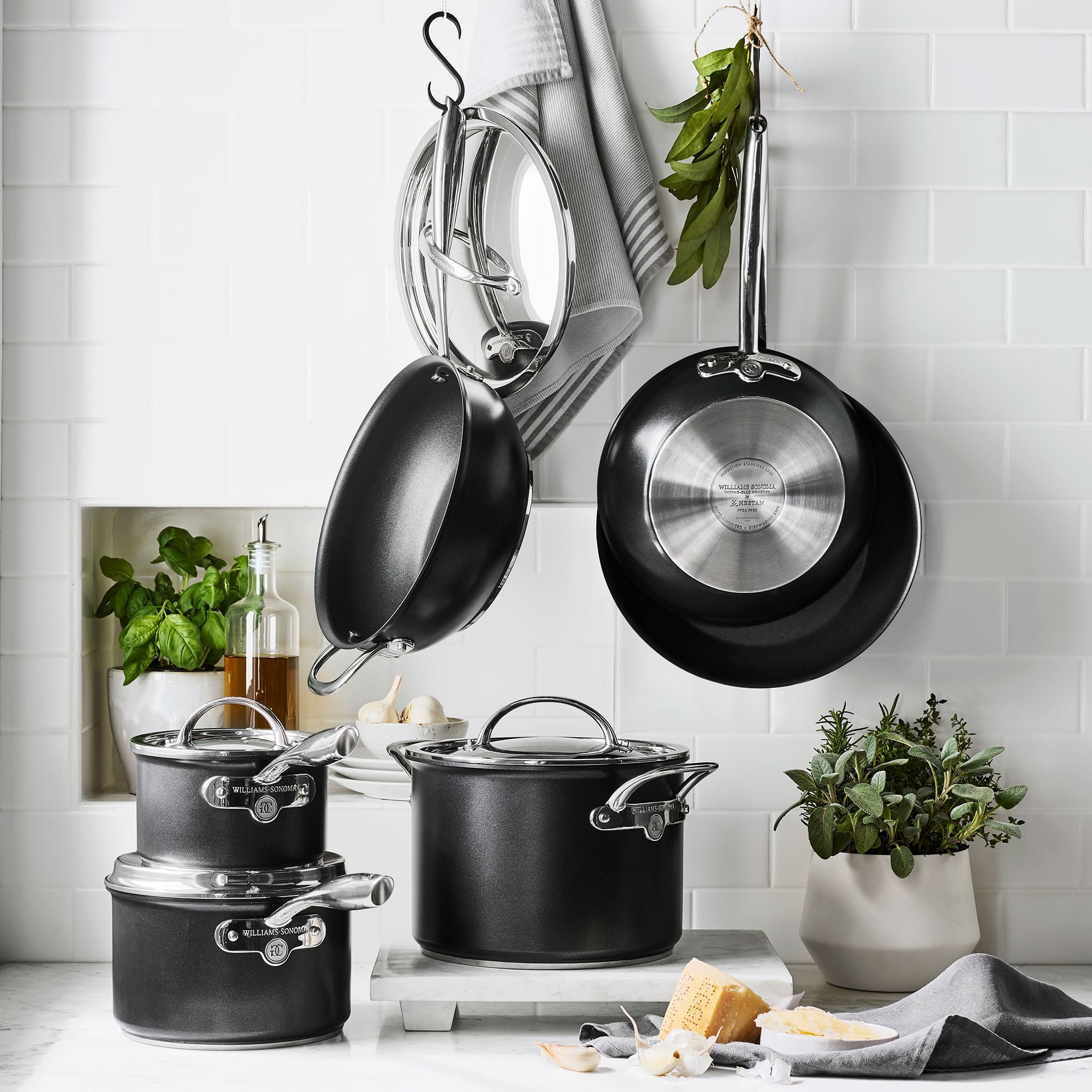 Williams Sonoma Signature Thermo-Clad™ Nonstick Covered Saucepan
