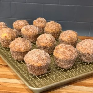 Williams Sonoma Goldtouch® Pro Nonstick Quarter Sheet with Cooling Rack