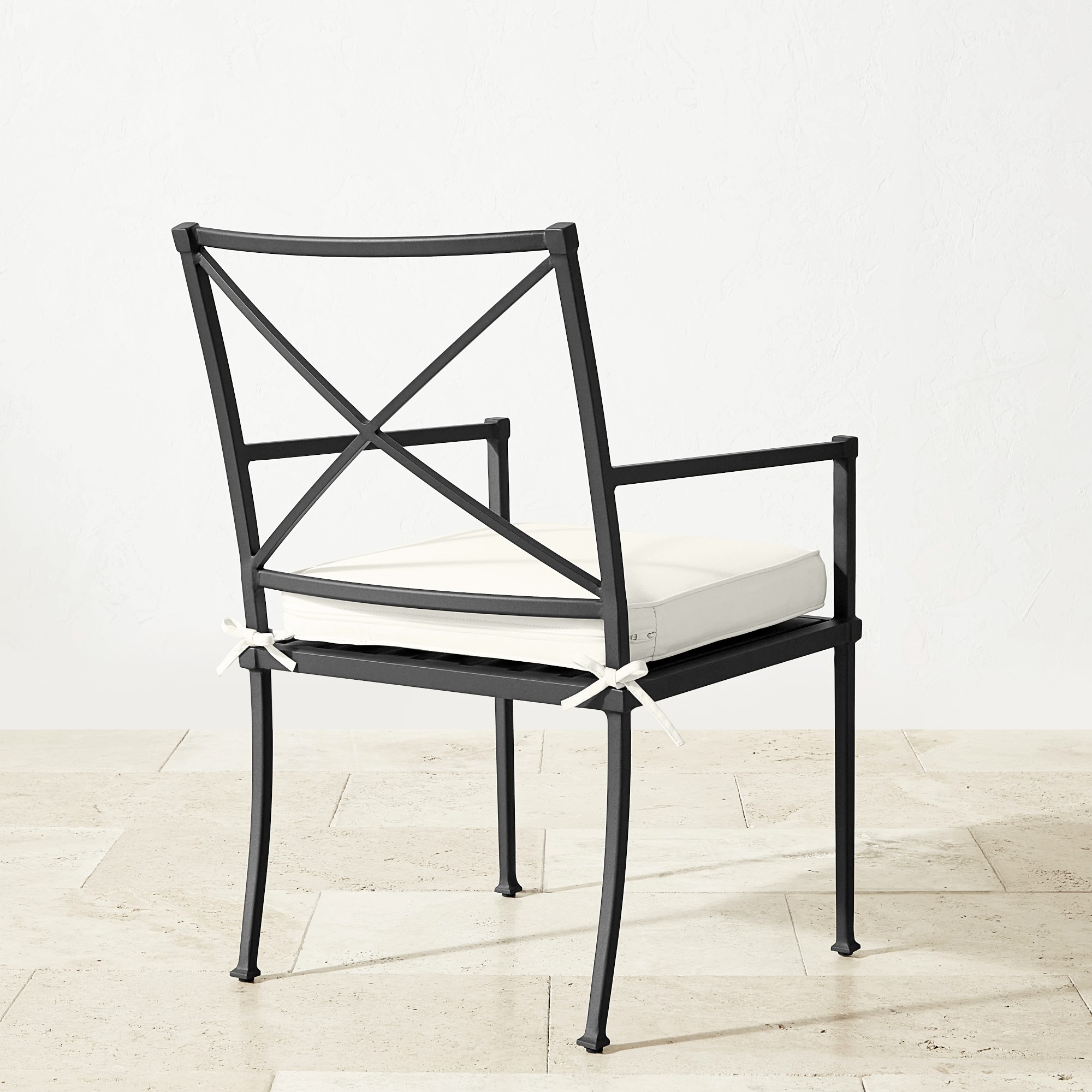 Bridgehampton Rectangular Dining Table & Dining Chairs (81