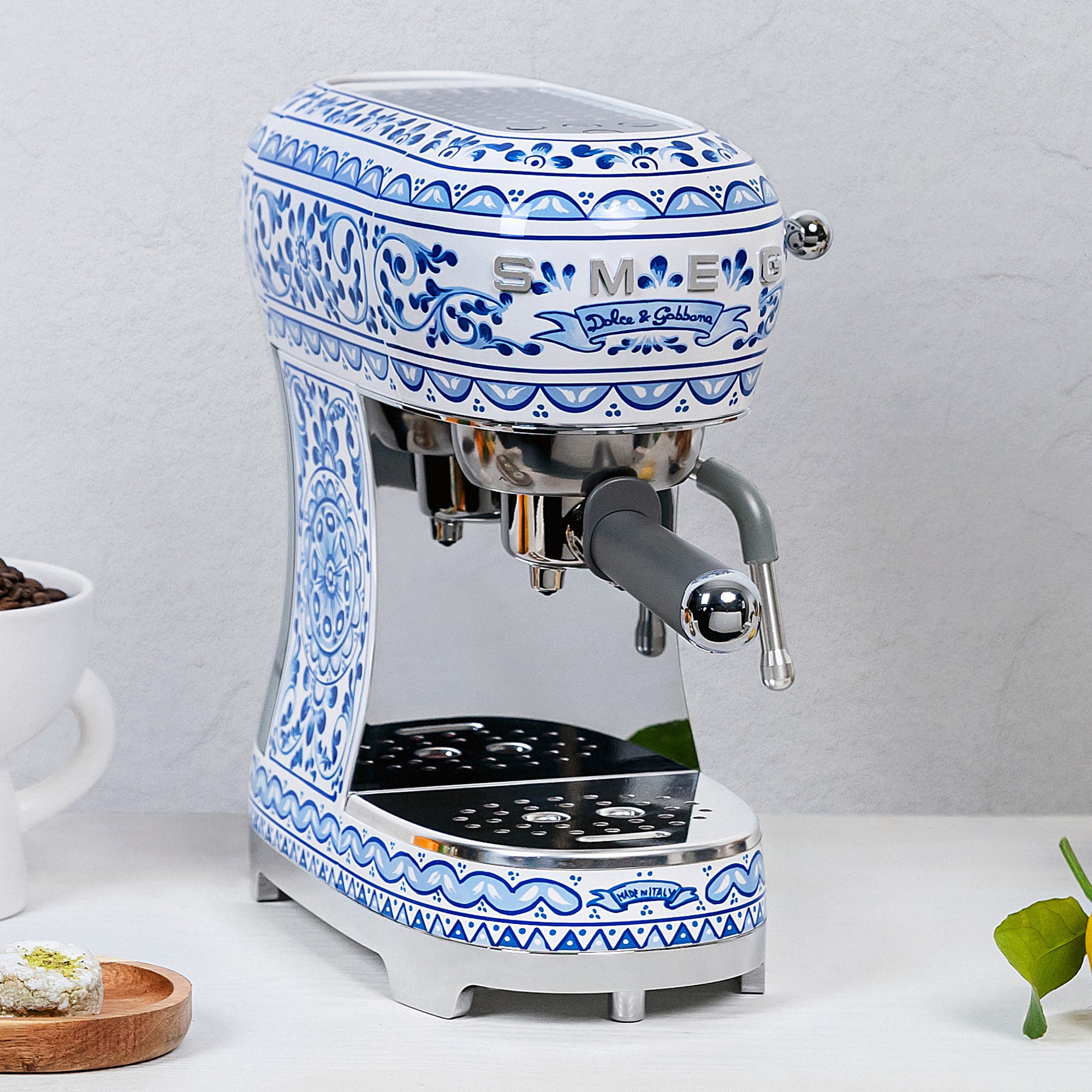SMEG Dolce & Gabbana Manual Espresso Machine, Blu Mediterraneo