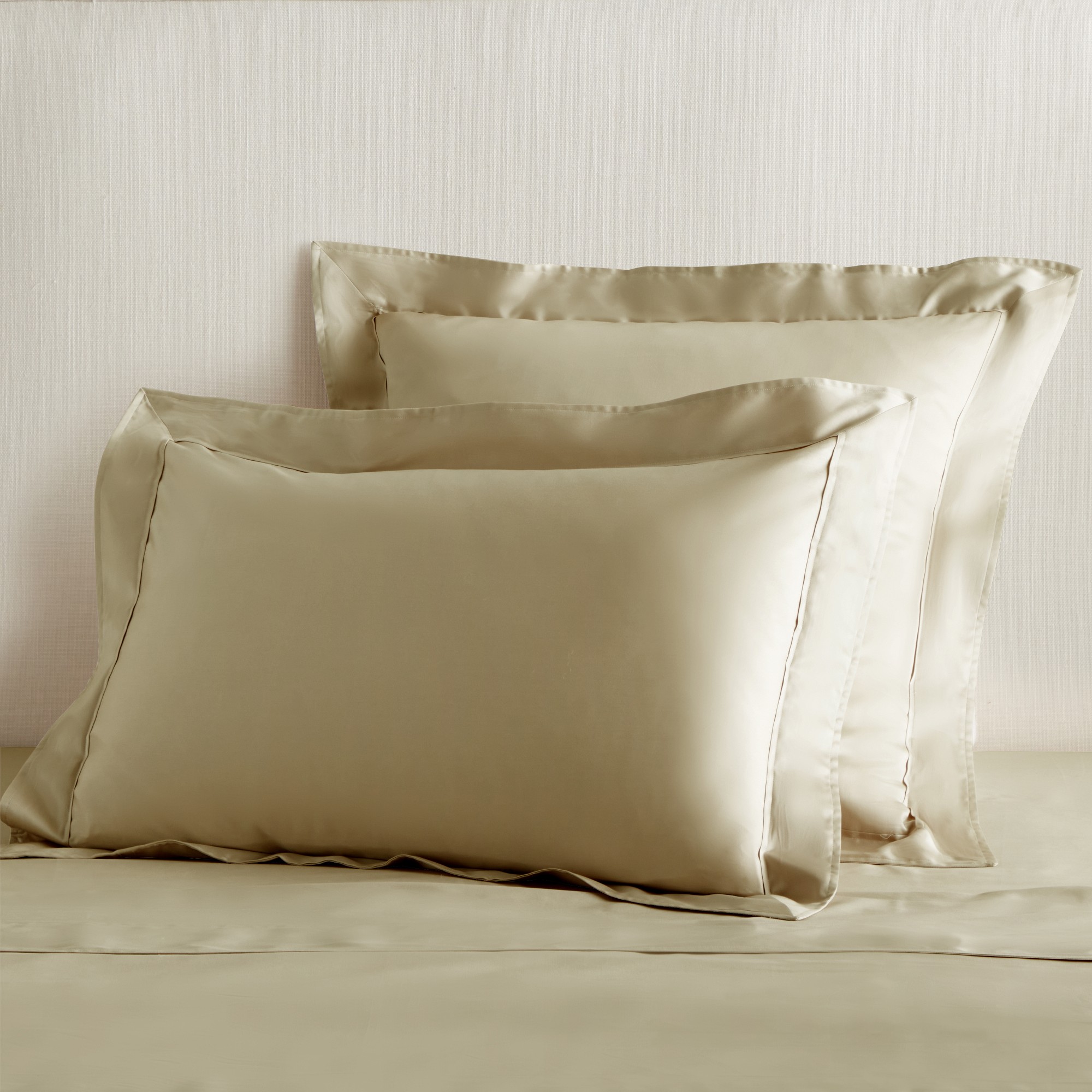 Chambers® 600TC Sateen Duvet Cover & Shams