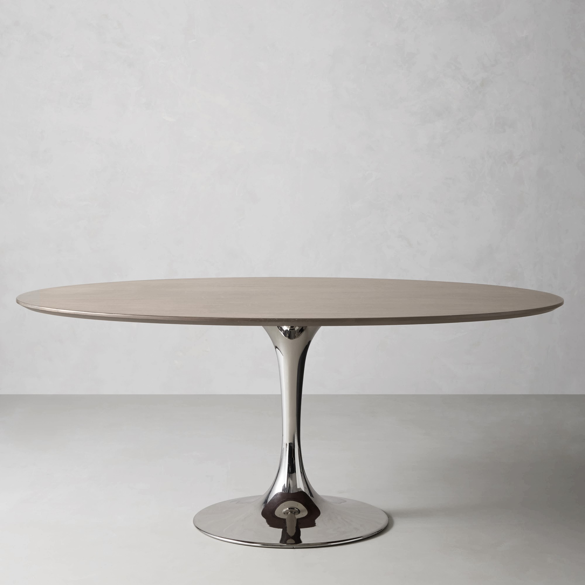 Tulip Oval Pedestal Dining Table (70