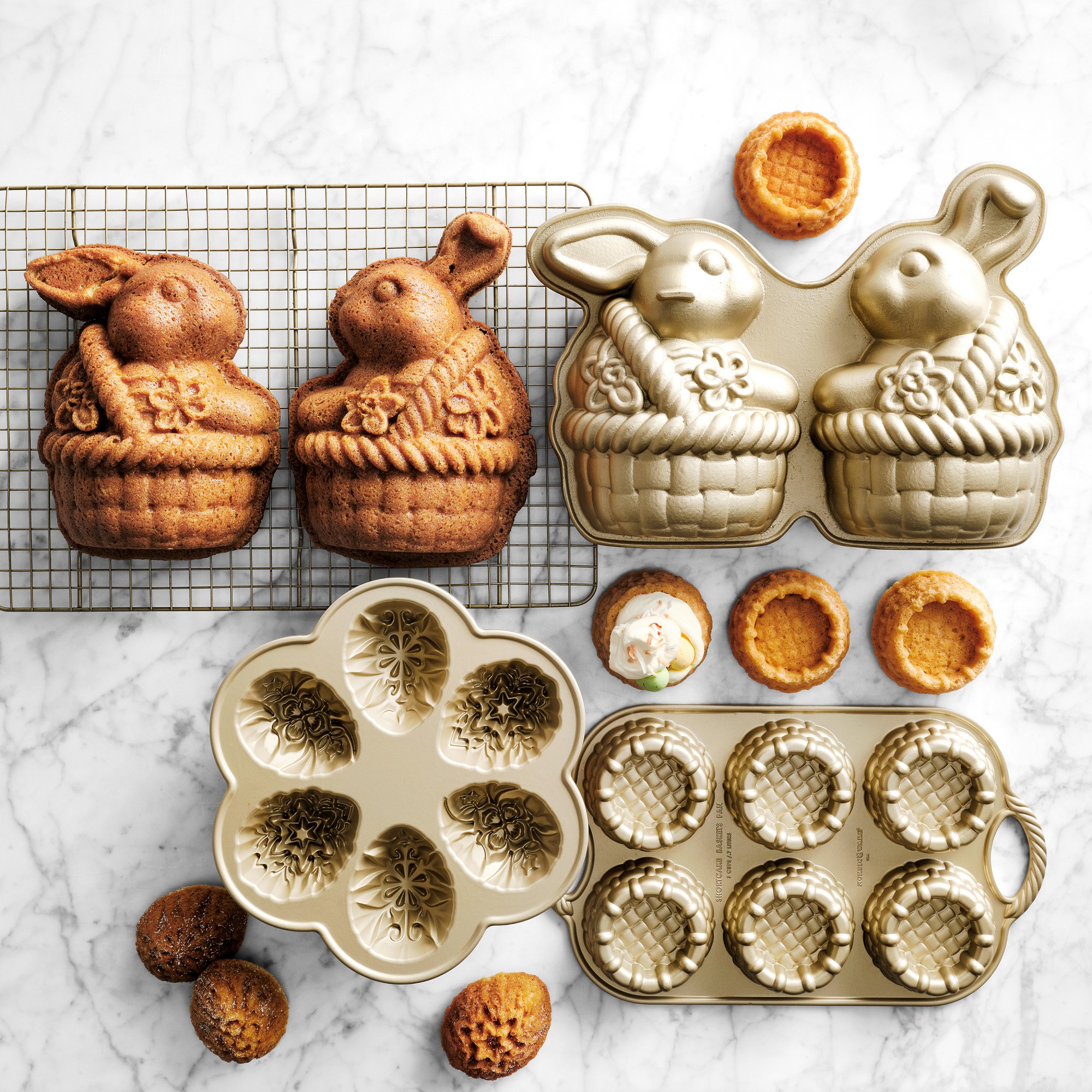 Nordic Ware Nonstick Cast Aluminum Easter Bunny in Basket Pan