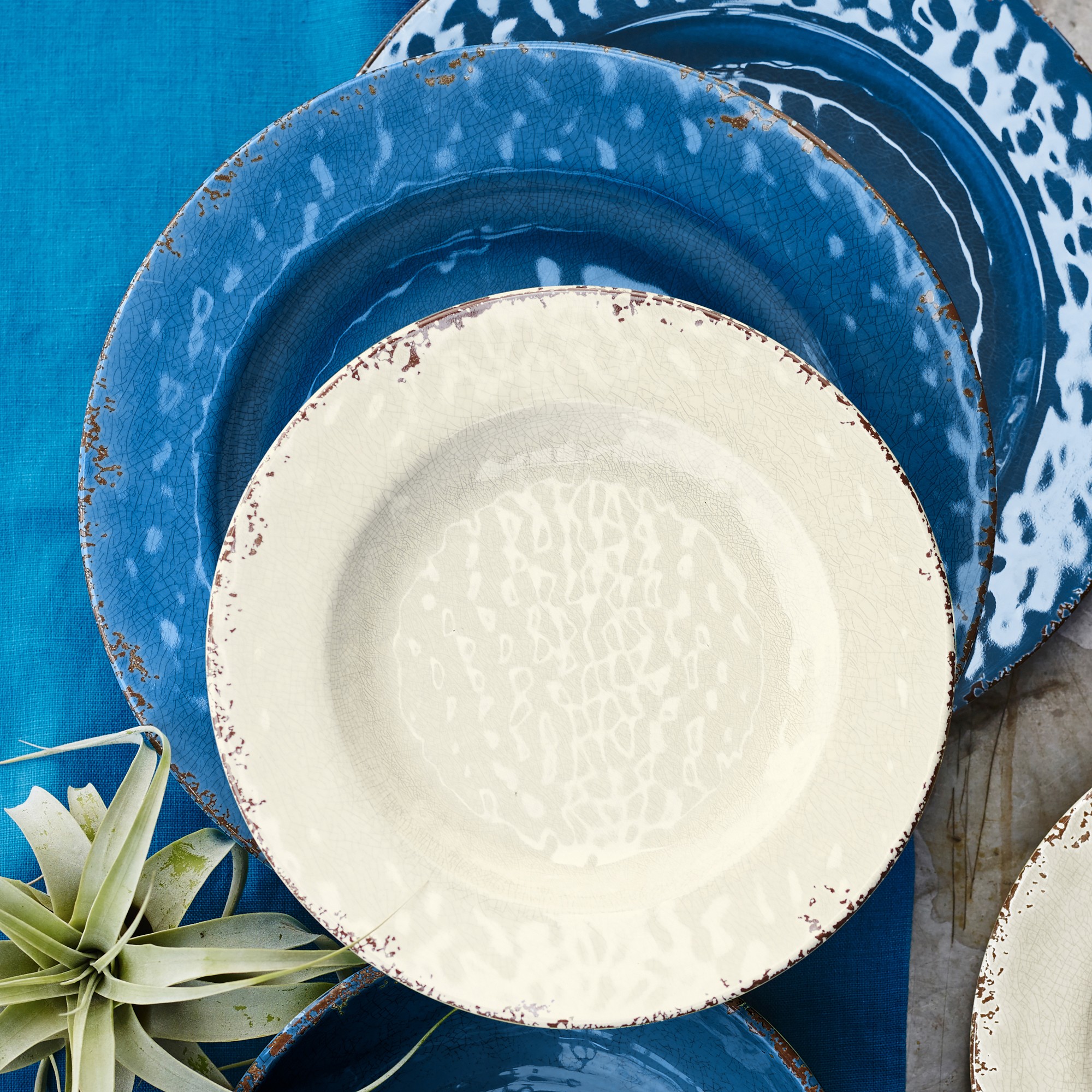 Rustic® Outdoor Melamine 12-Piece Dinnerware Set