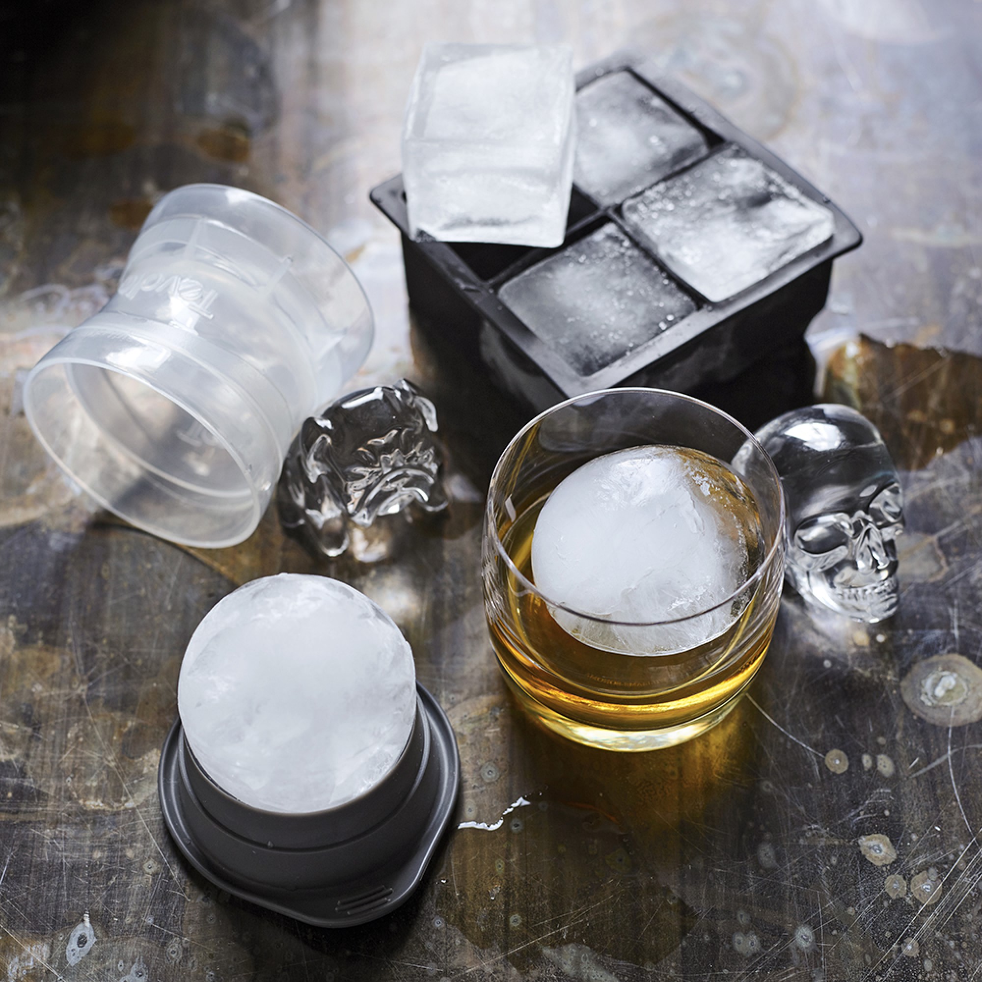 Williams Sonoma Skull Ice Mold, Set of 2