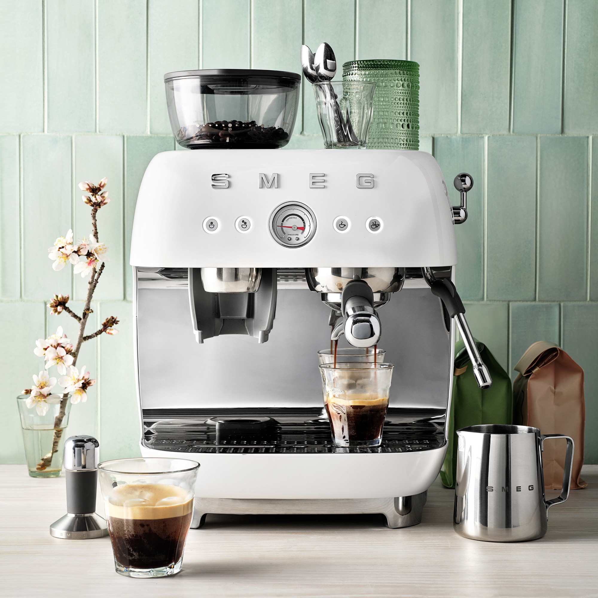 SMEG Semi-Automatic Espresso Machine