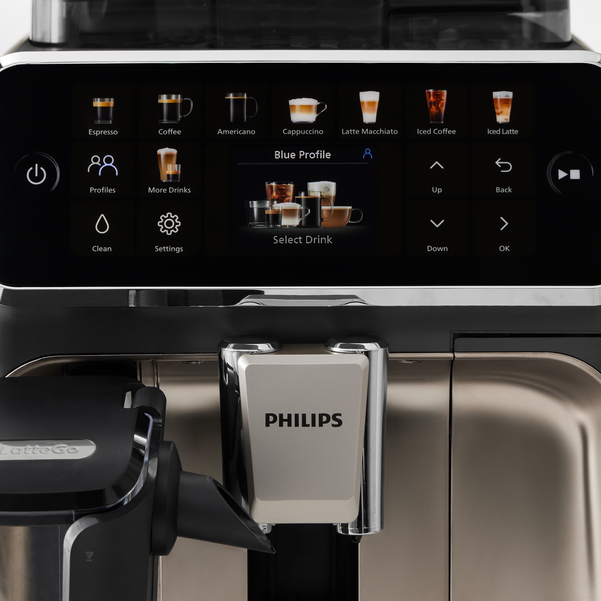 Philips 5500 Fully Automatic Espresso Machine with LatteGo & Iced Coffee