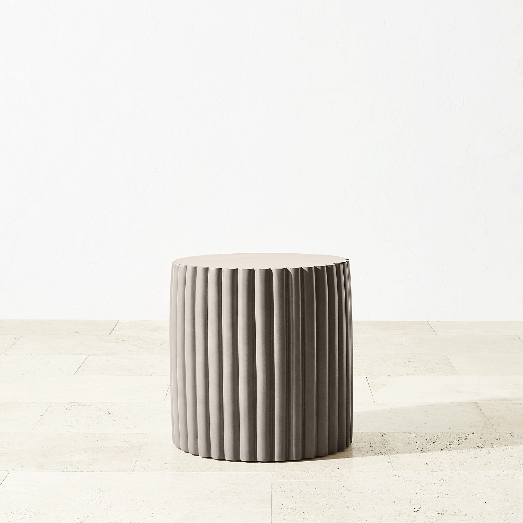 Tropea Fluted Accent Table (18