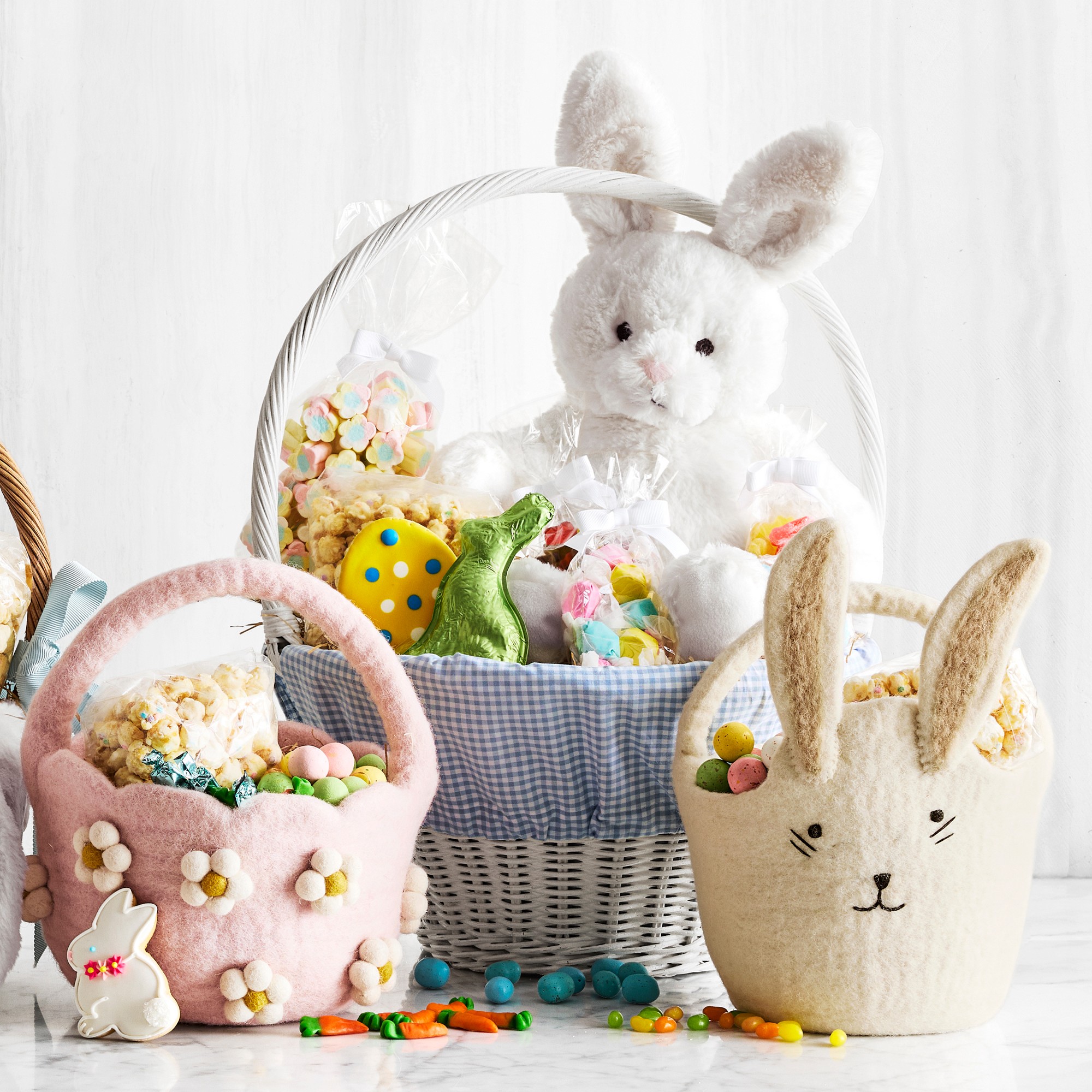 Pottery Barn Kids x Williams Sonoma Large Classic Gingham Easter Basket