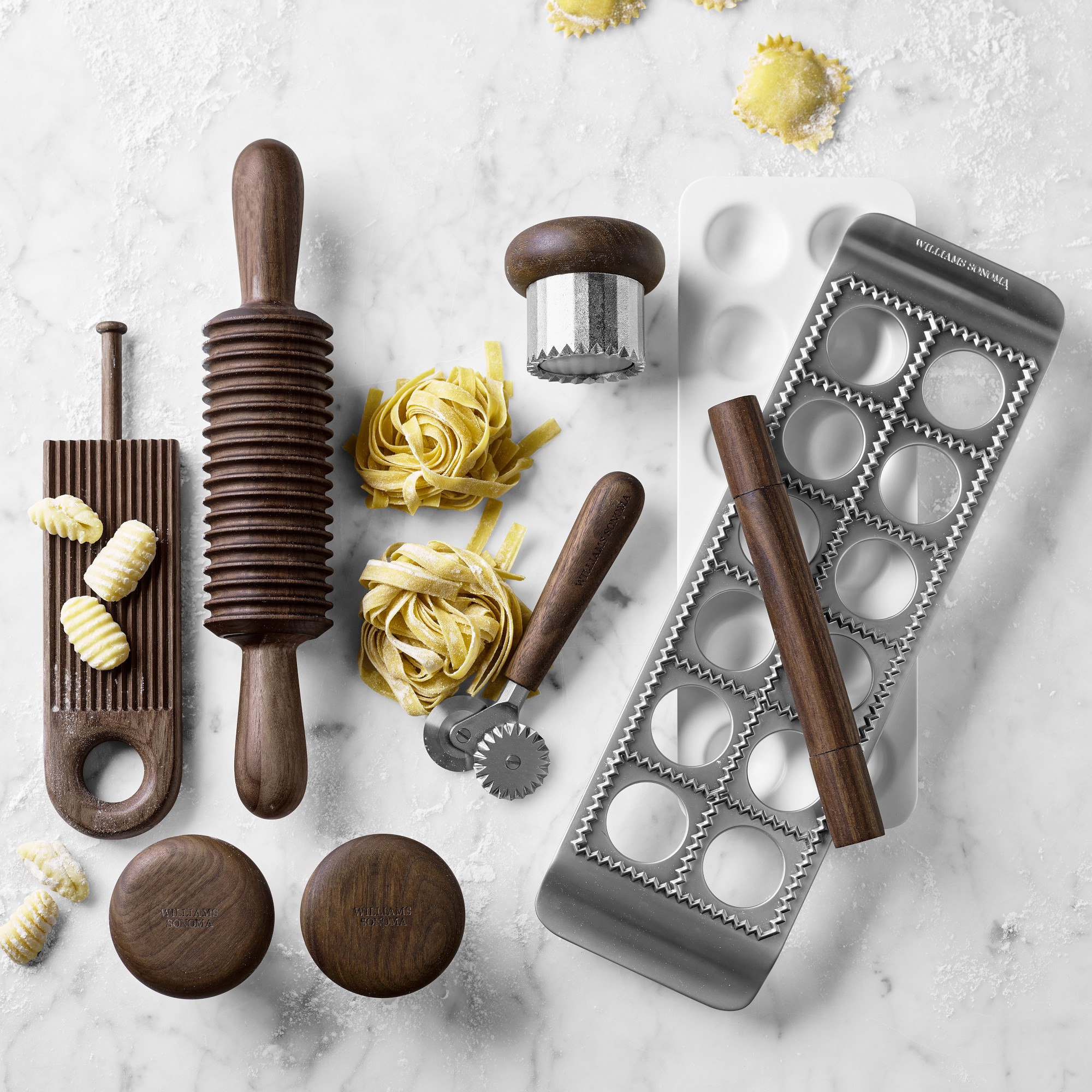 Williams Sonoma Wood Pasta Cutter