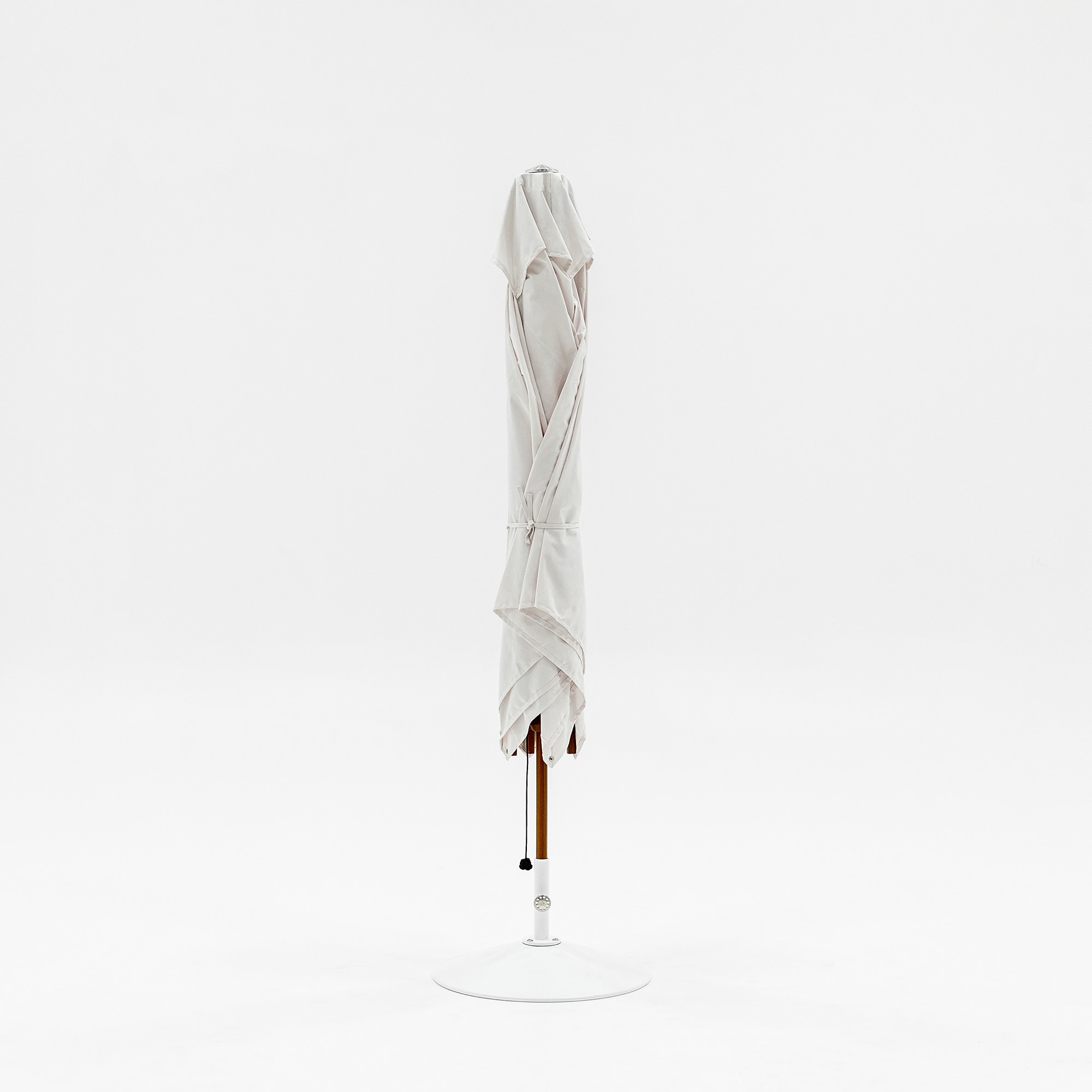 7.5'-11.5' Performance Center Post Umbrella