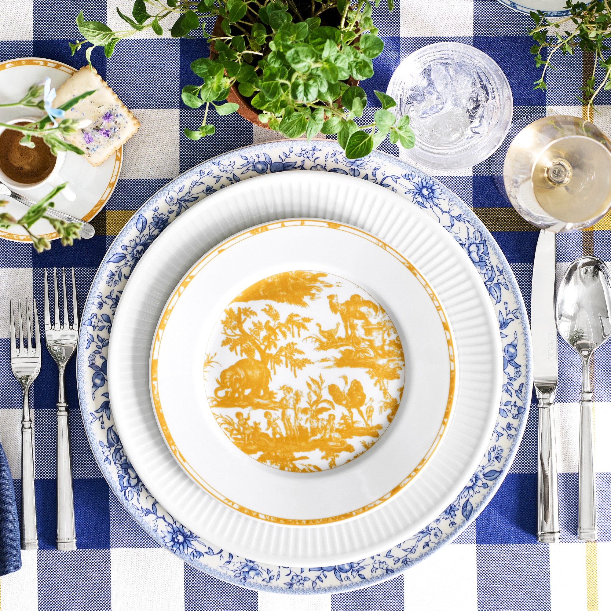 Pillivuyt French Toile Porcelain Salad Plates