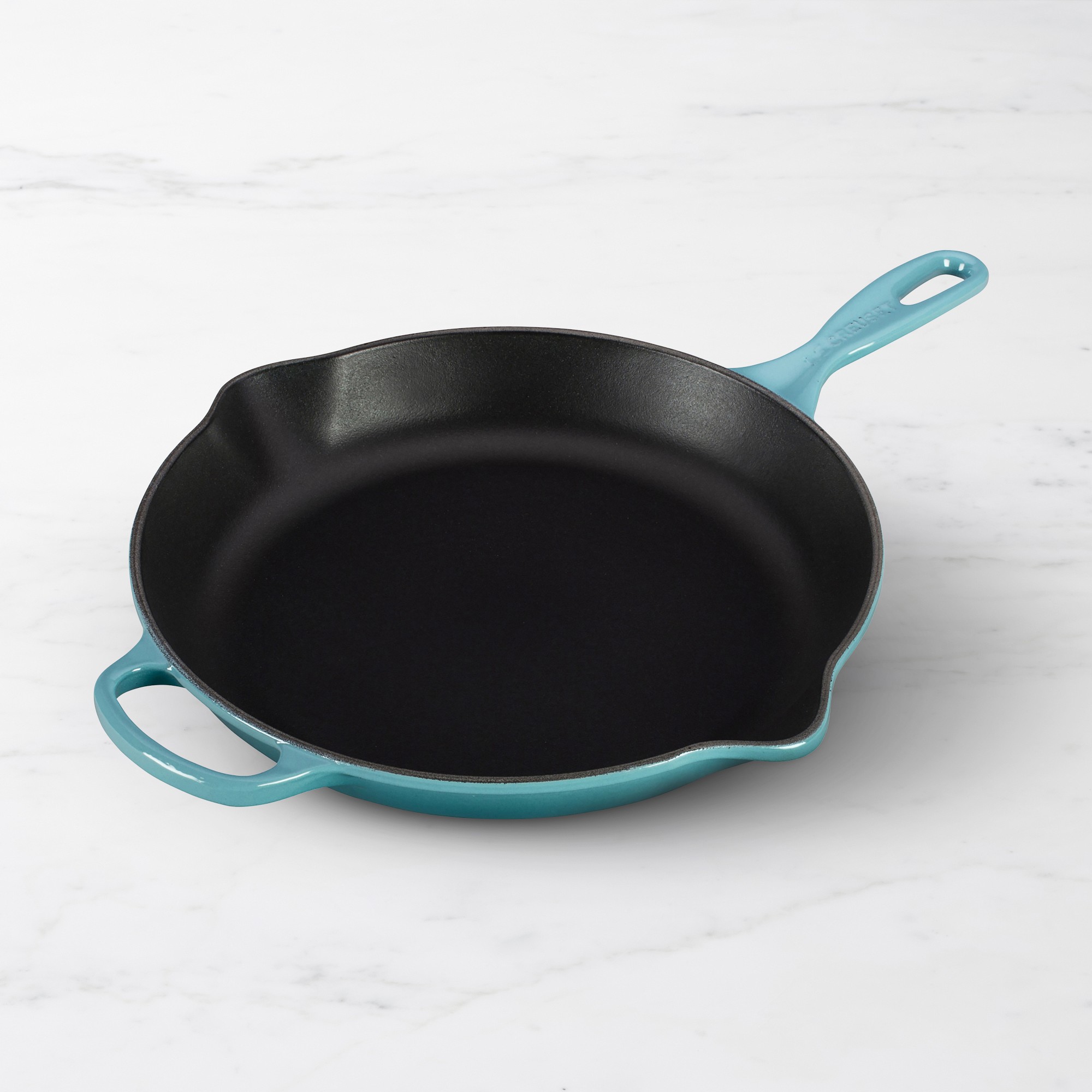 Le Creuset Signature Enameled Cast Iron Skillet Fry Pan
