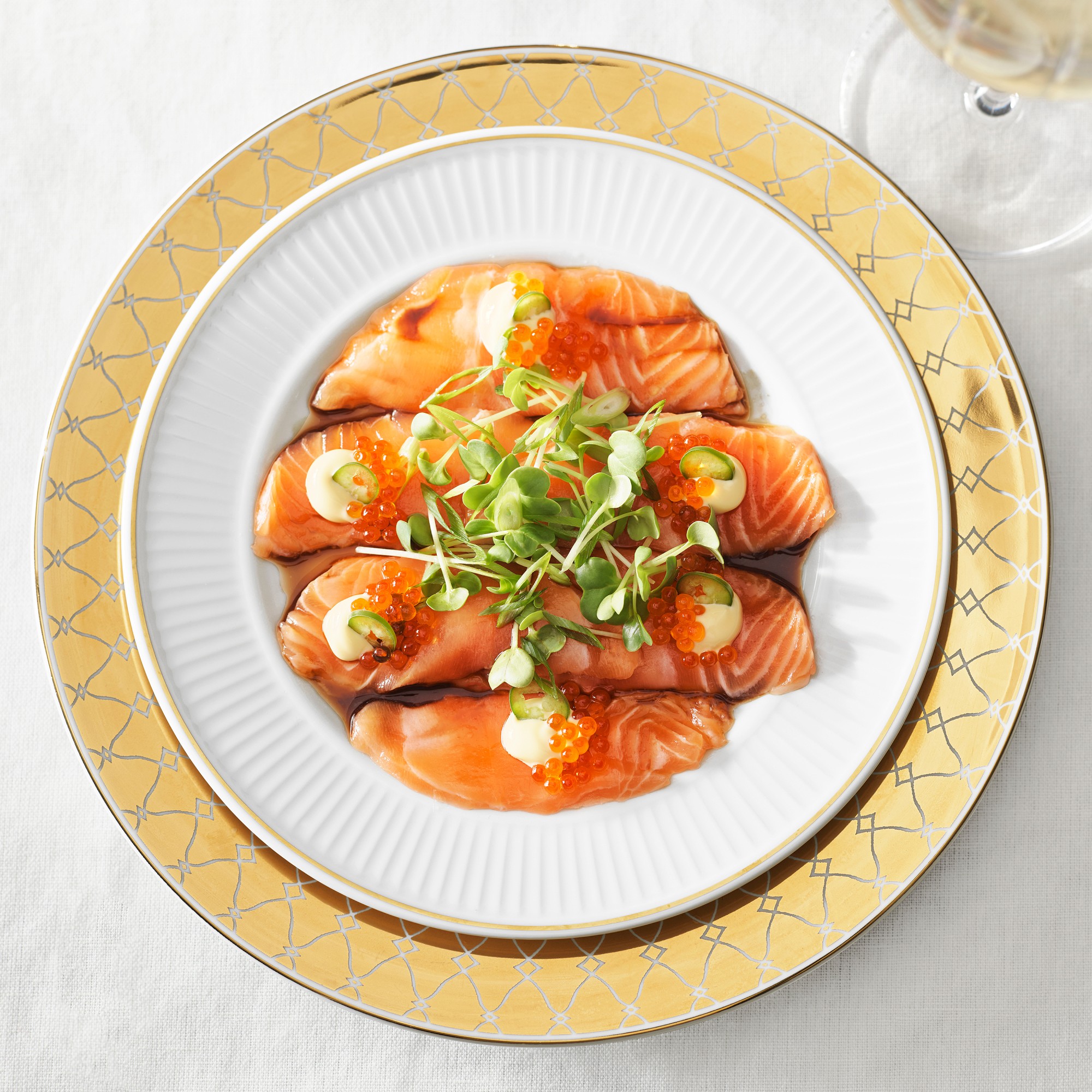 Regency Gold Dinner Plates, Set of 4