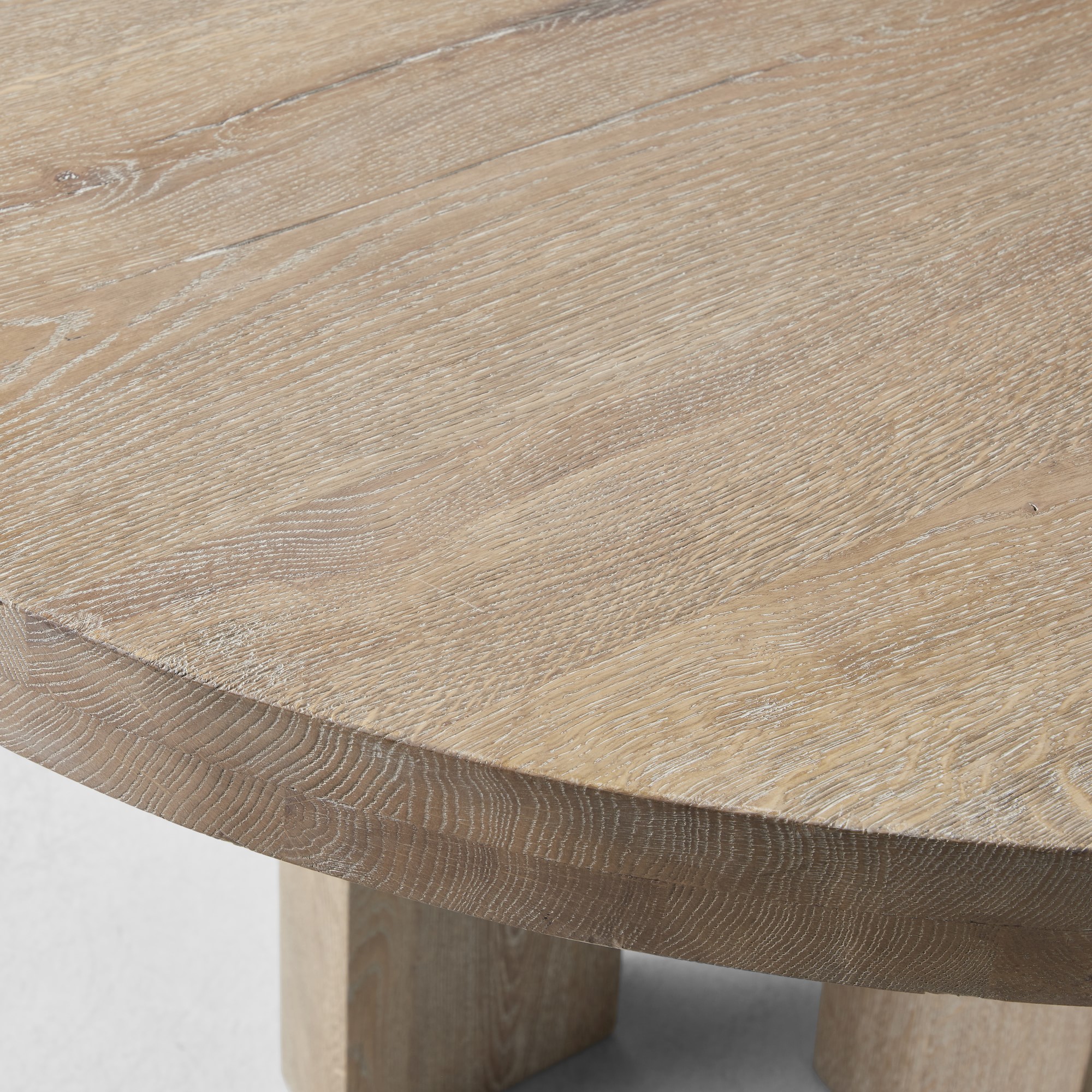 Montauk Round Dining Table (52