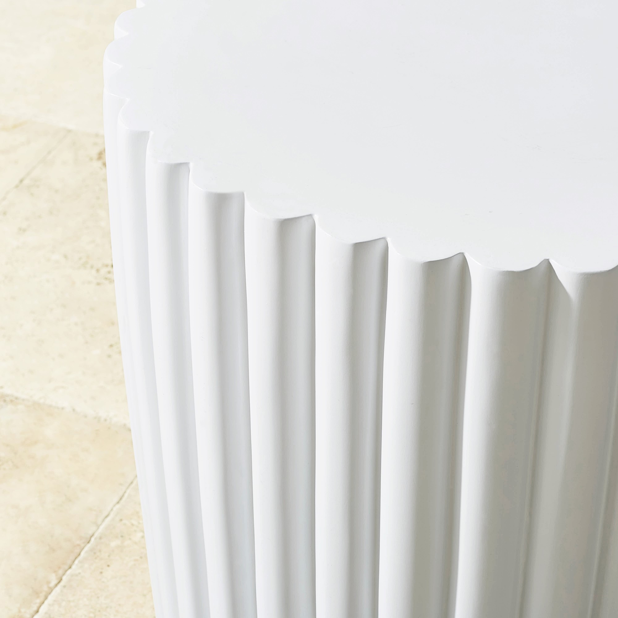 Tropea Fluted Accent Table (18