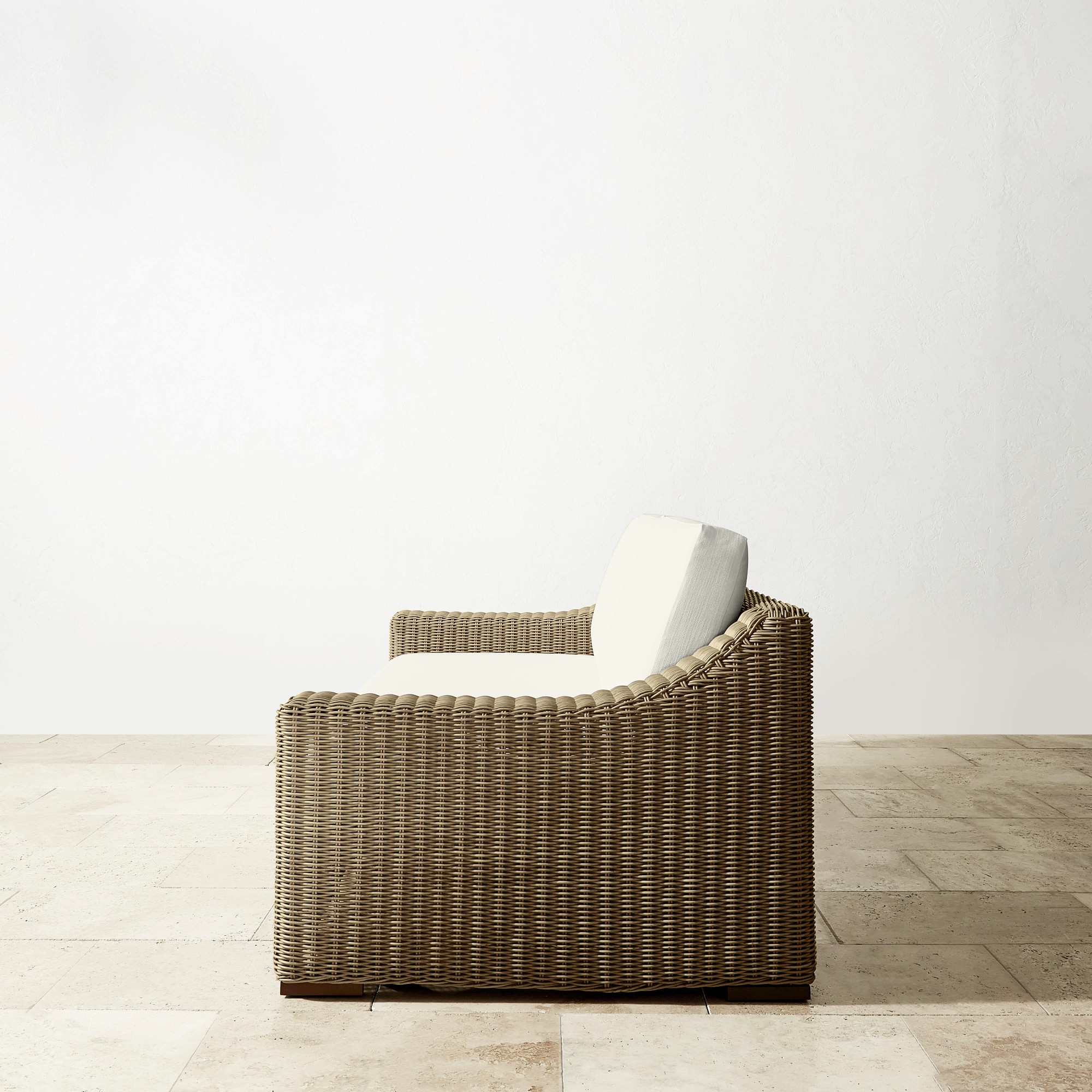 San Clemente Outdoor Sofa (90.5