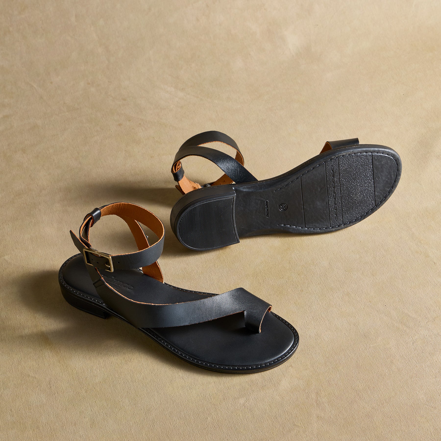 Jasiri Sandals