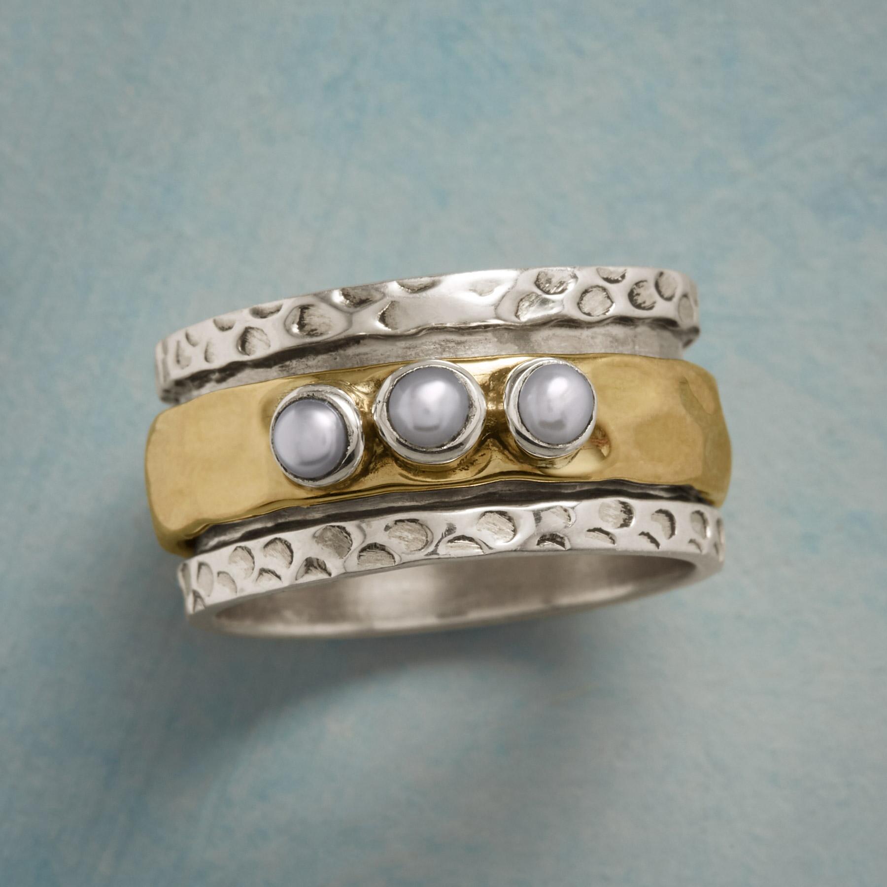 Pearls Of Three Spinner Ring