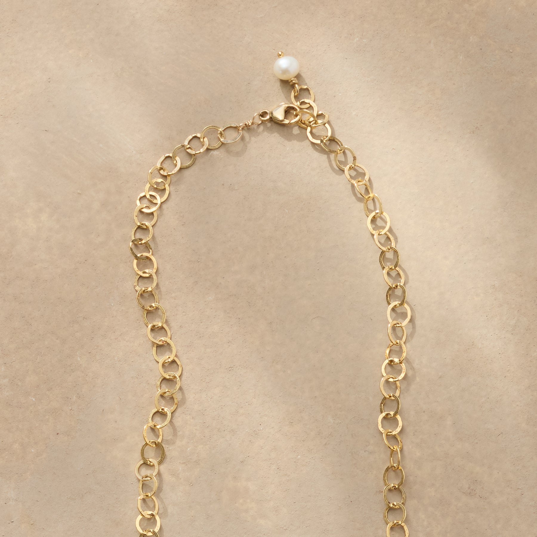 Horizon Pearl Necklace
