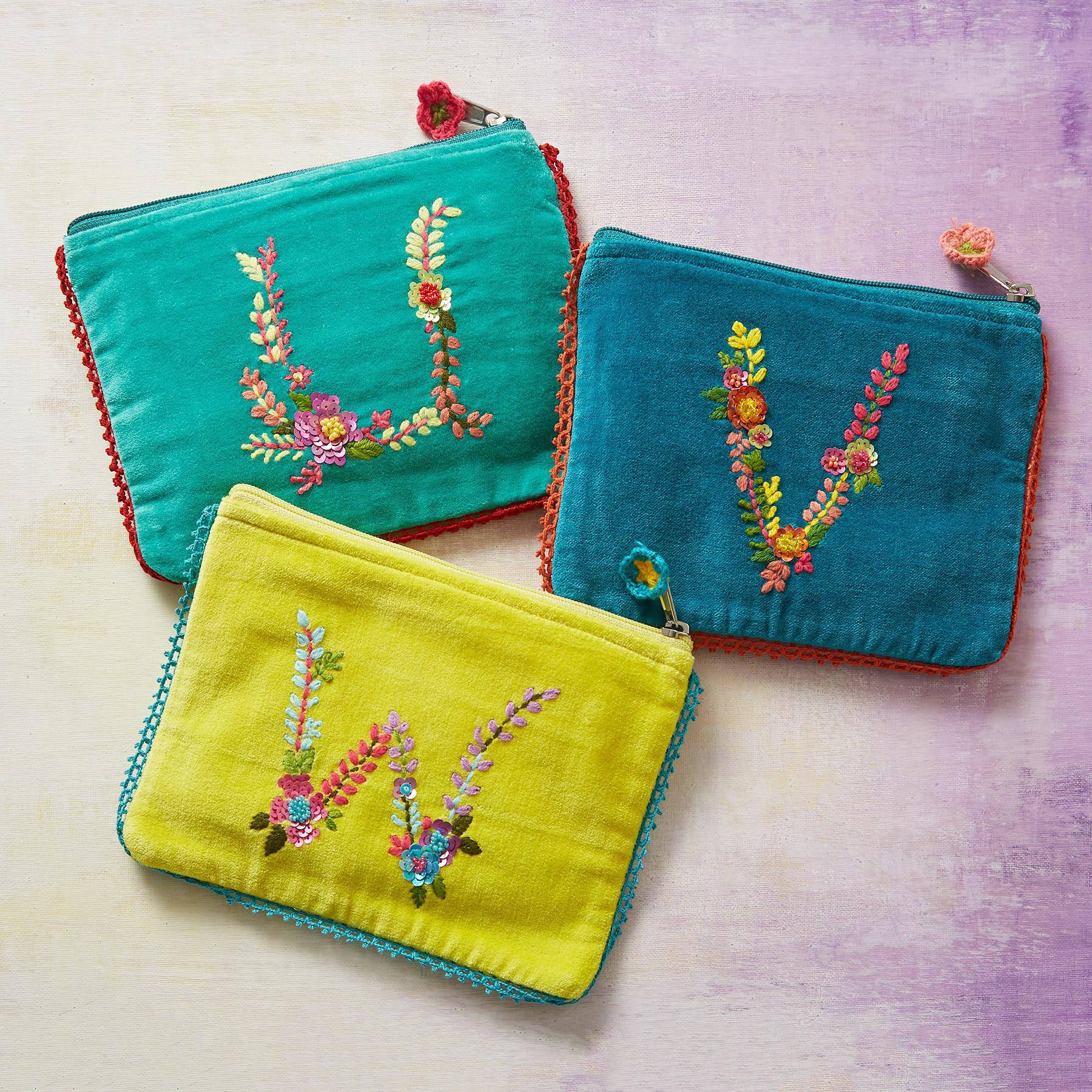 Garland Personalized Jewelry Pouch