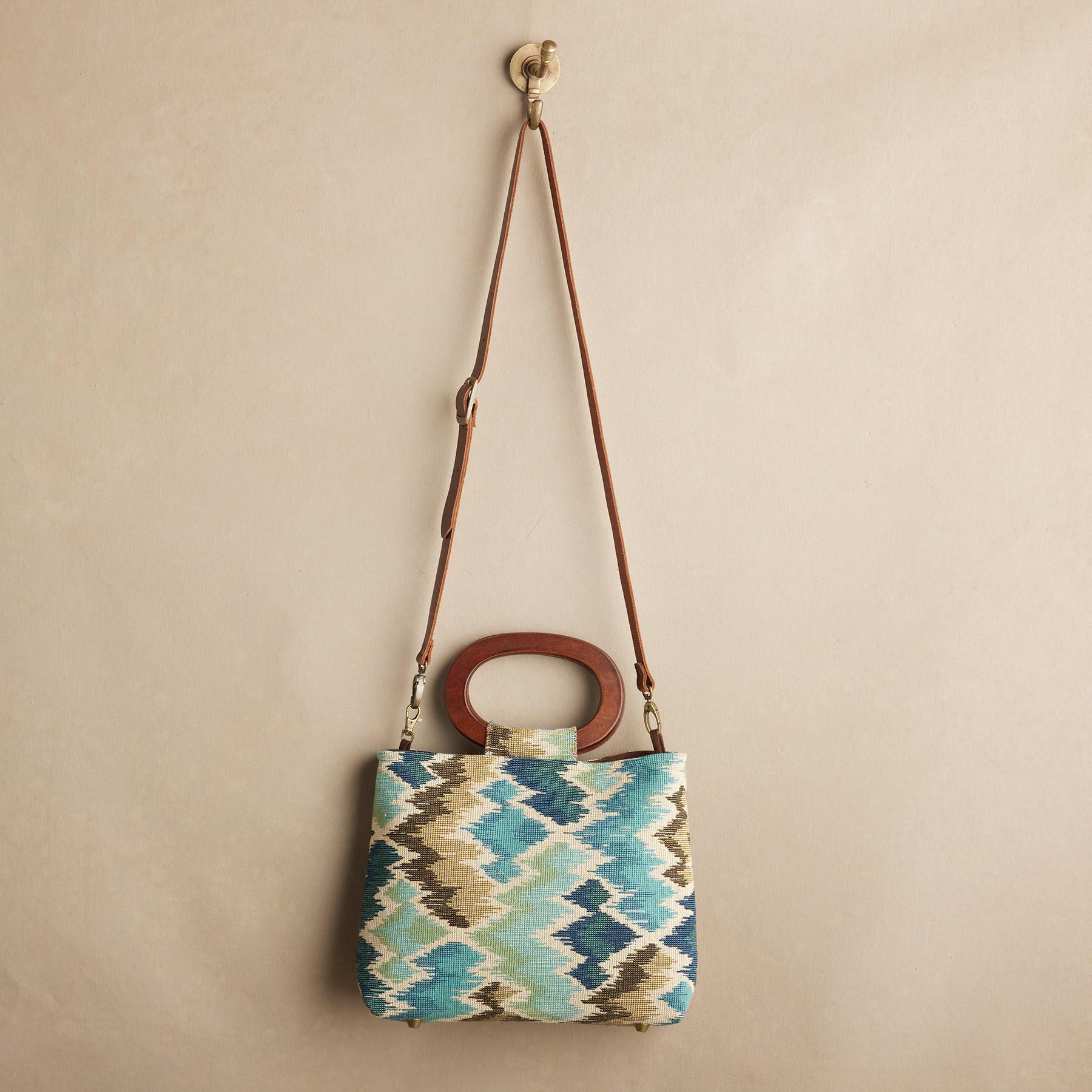 Alucina Woven Bag