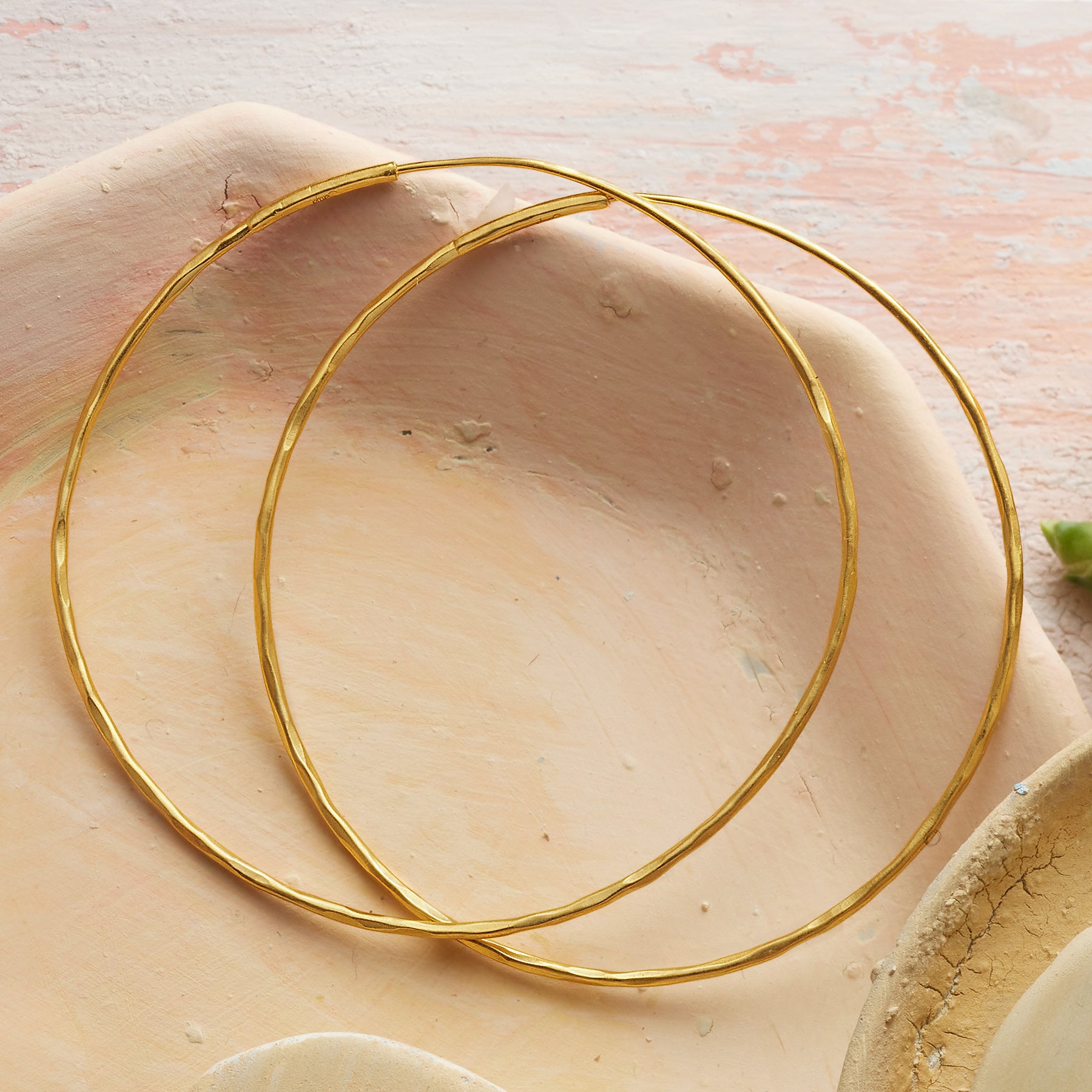 Endlessly Hoop Earrings