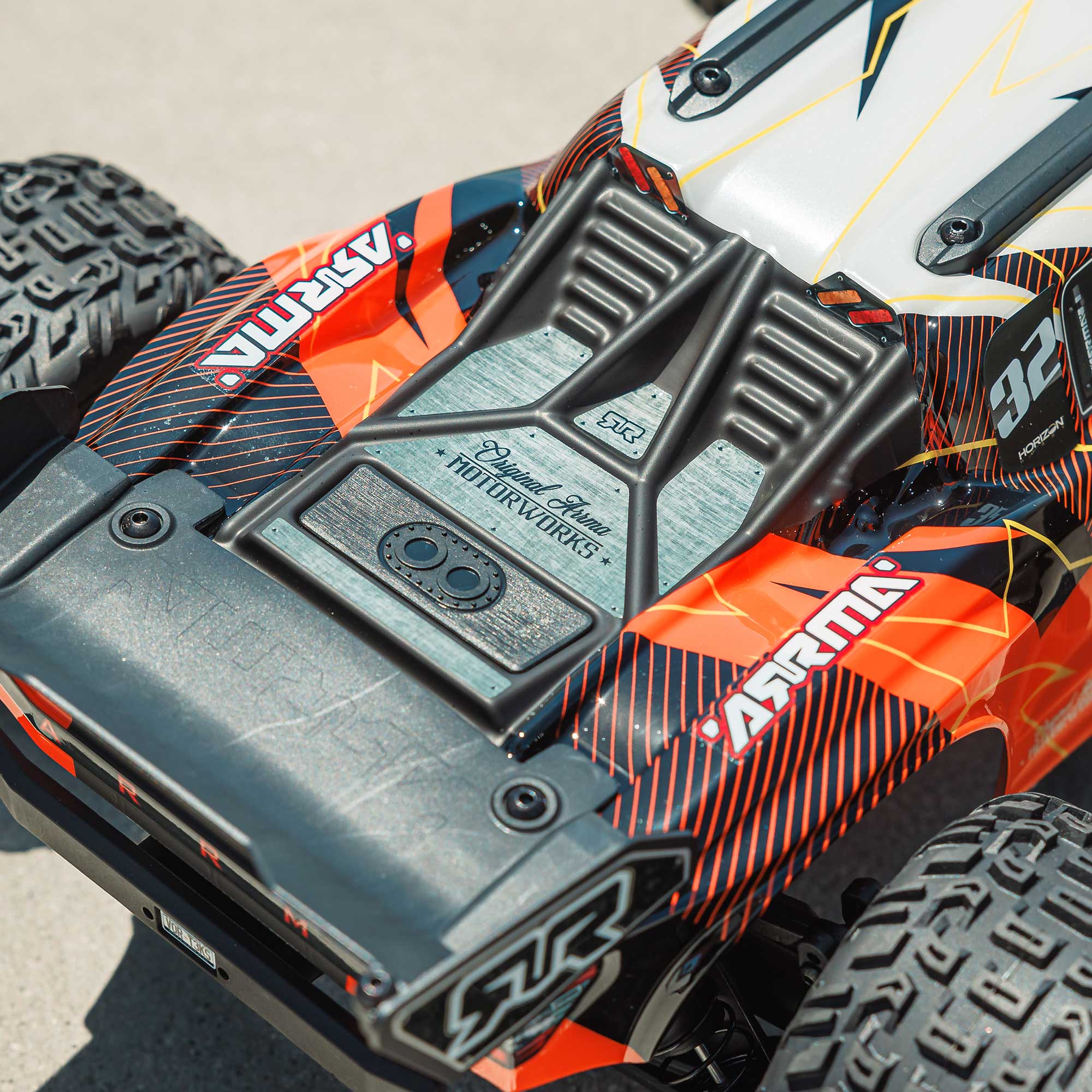 1/10 ARRMA VORTEKS (Battery & Charger Included)