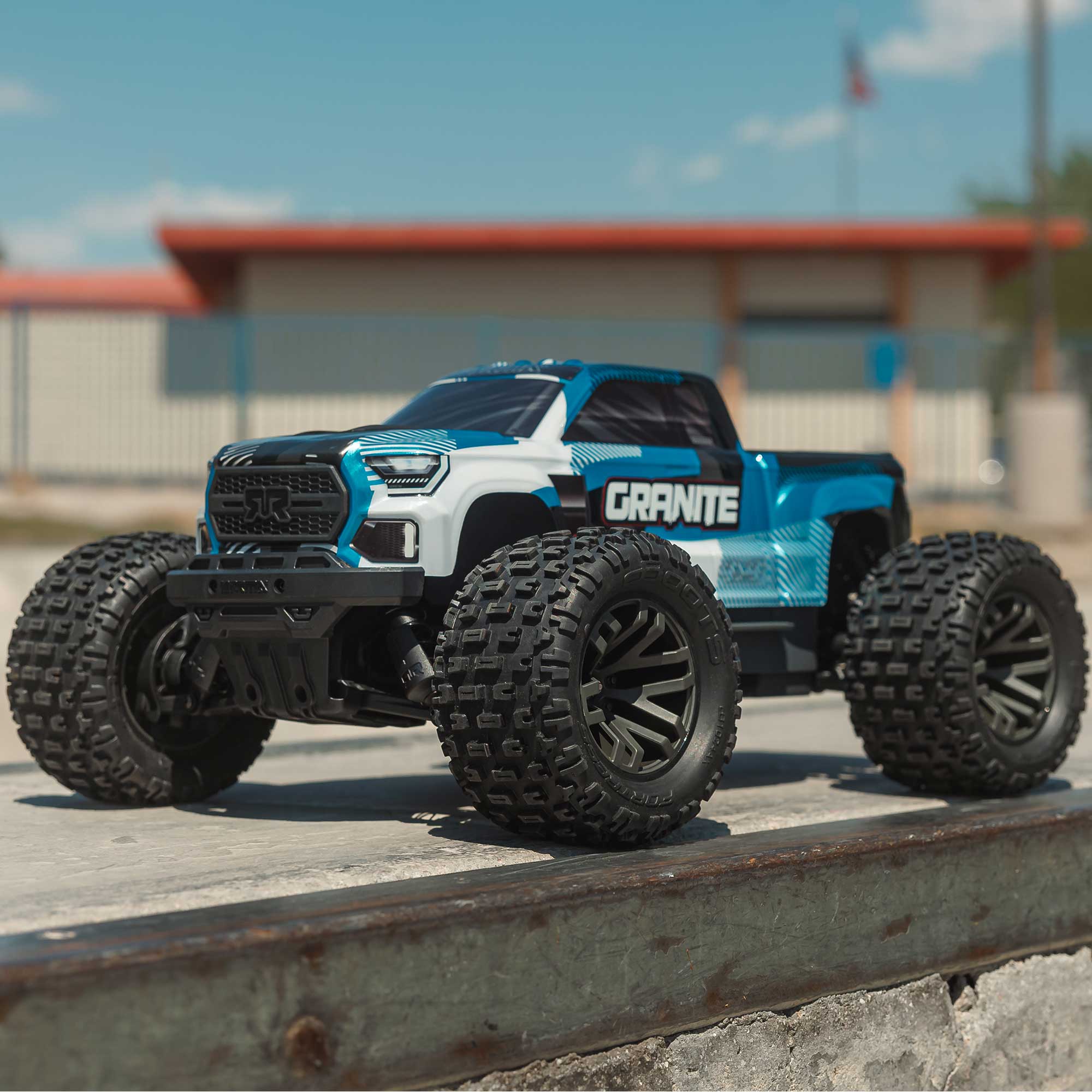 1/10 ARRMA GRANITE 223S