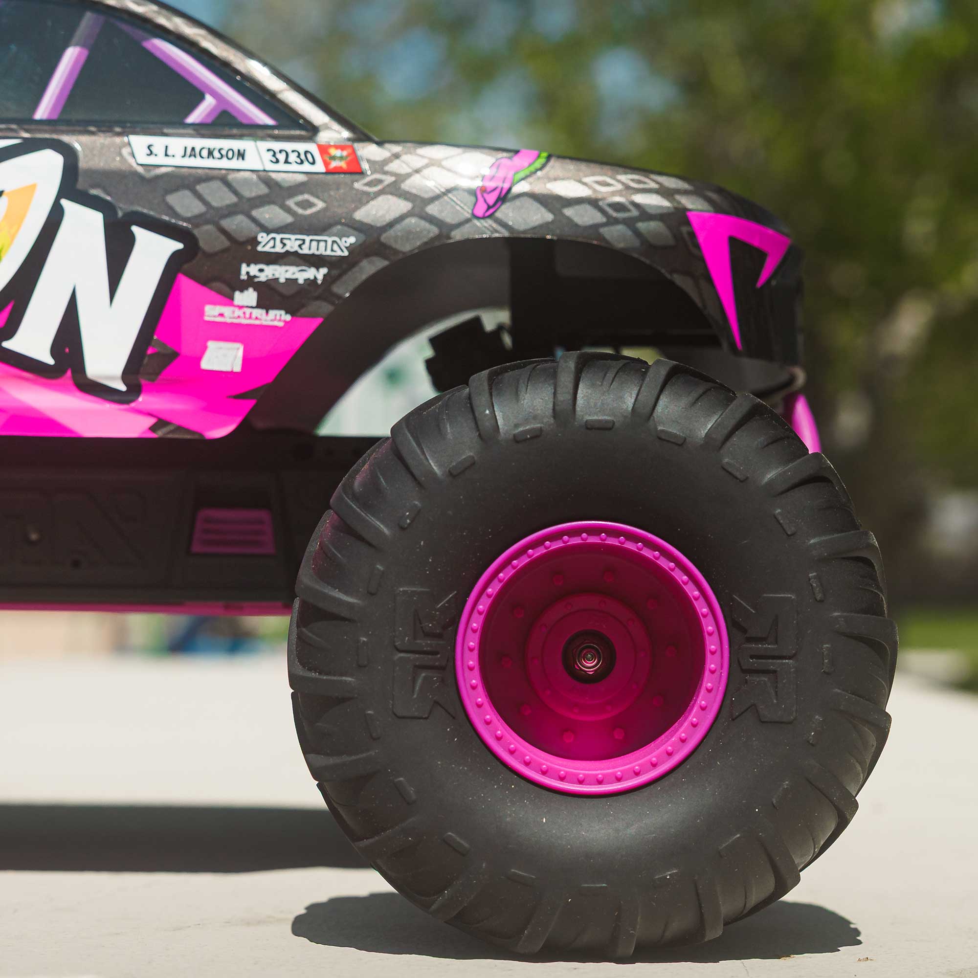 1/10 ARRMA GORGON (Battery & Charger Included)
