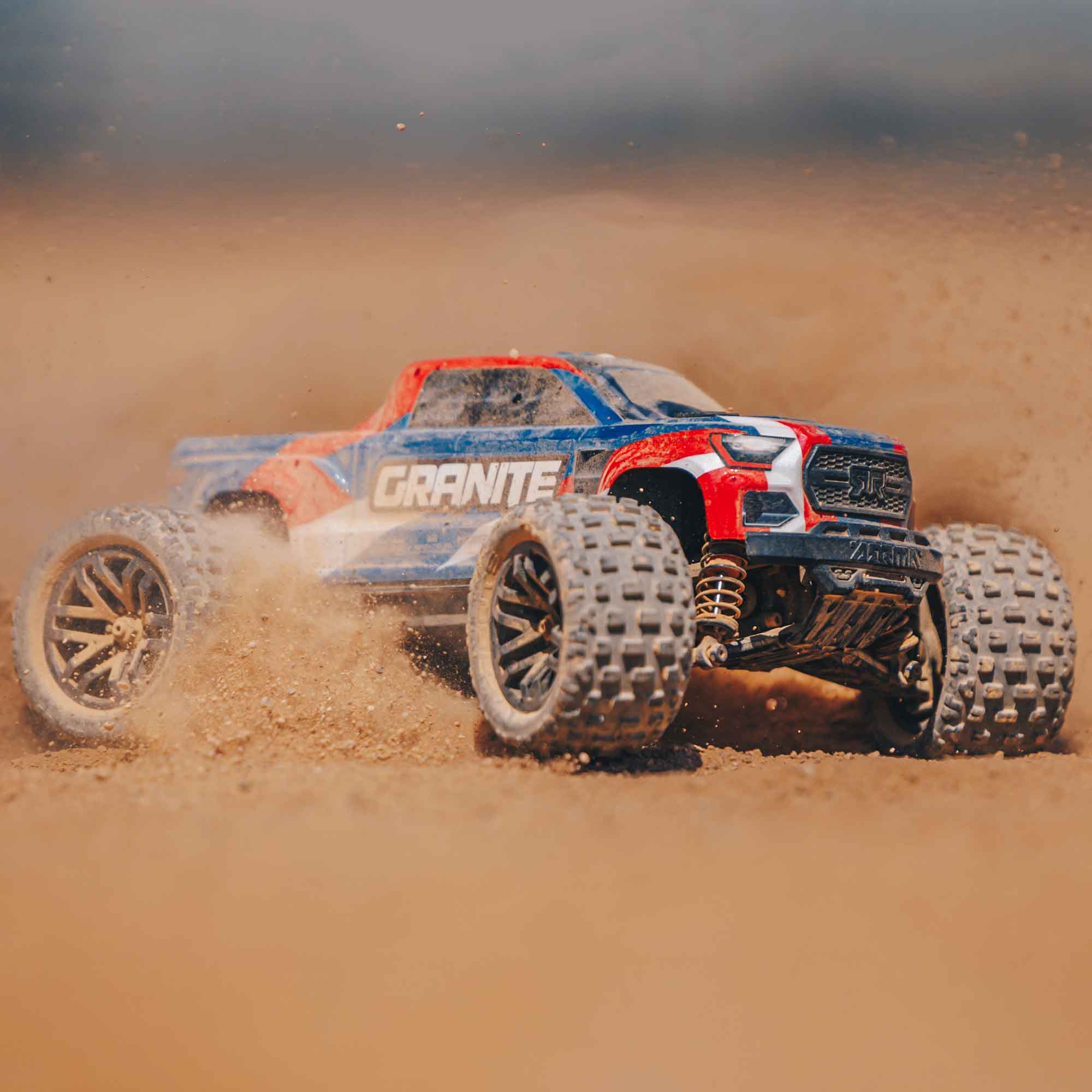 1/18 ARRMA GRANITE GROM (Battery & Charger Included)