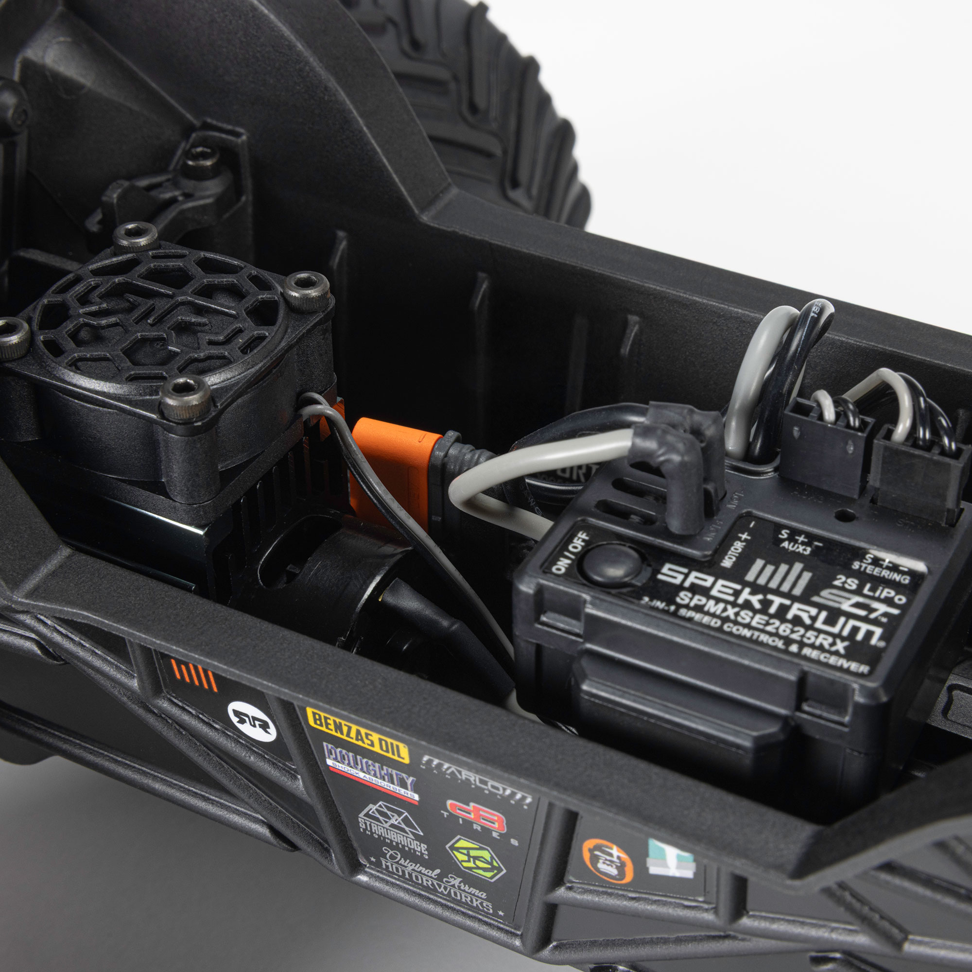 1/16 ARRMA QUAKE GROM (Battery & Charger Included)