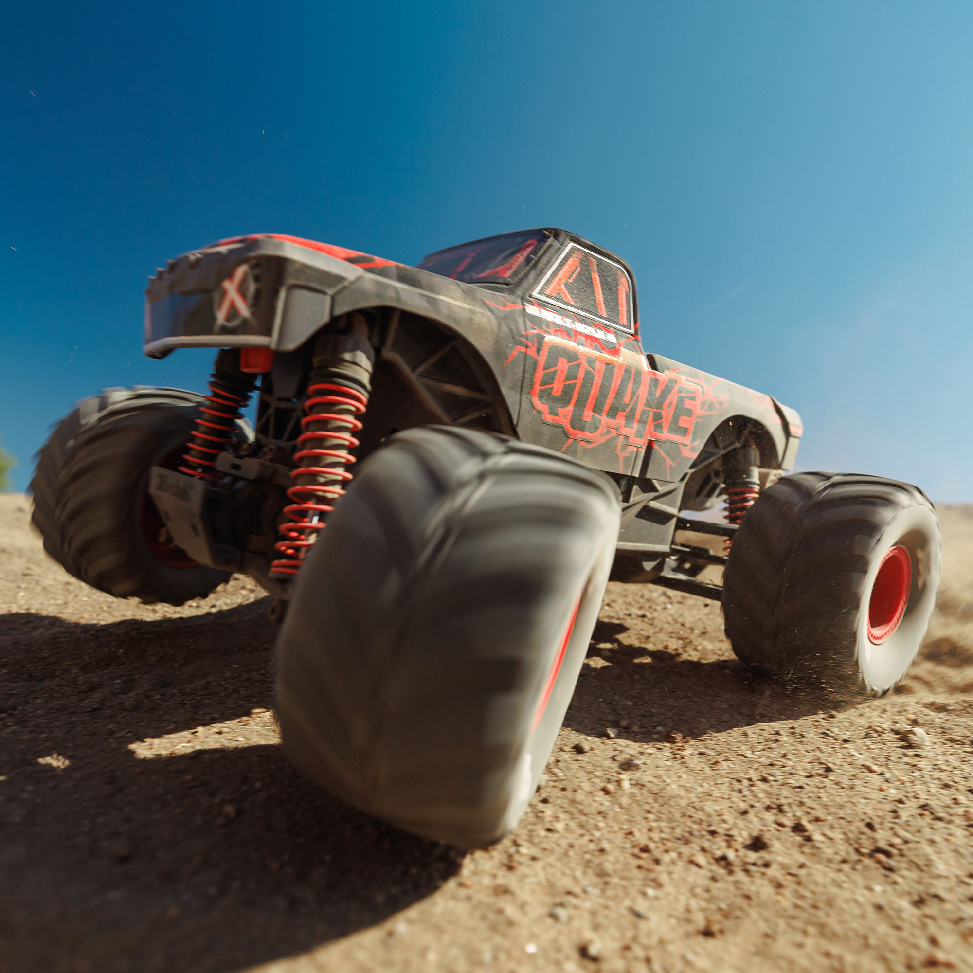 1/16 ARRMA QUAKE GROM (Battery & Charger Included)