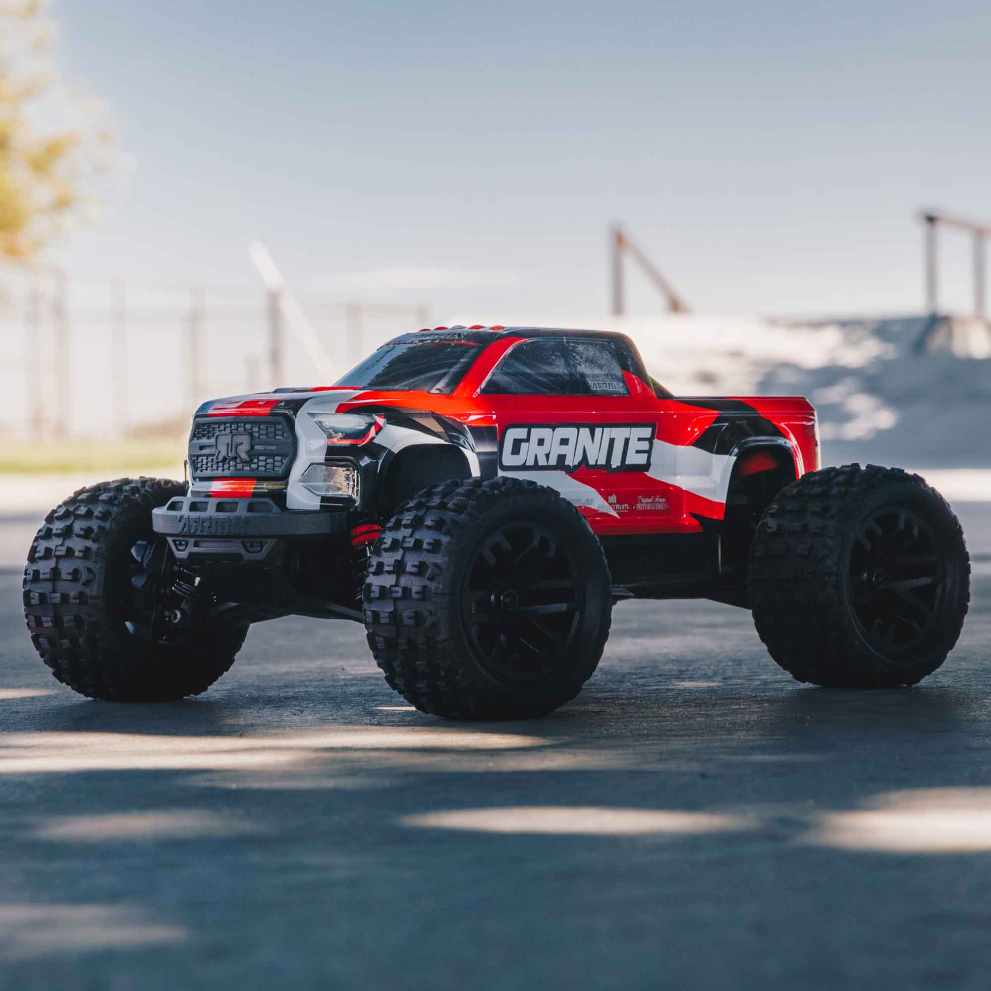 1/18 ARRMA GRANITE GROM (Battery & Charger Included)