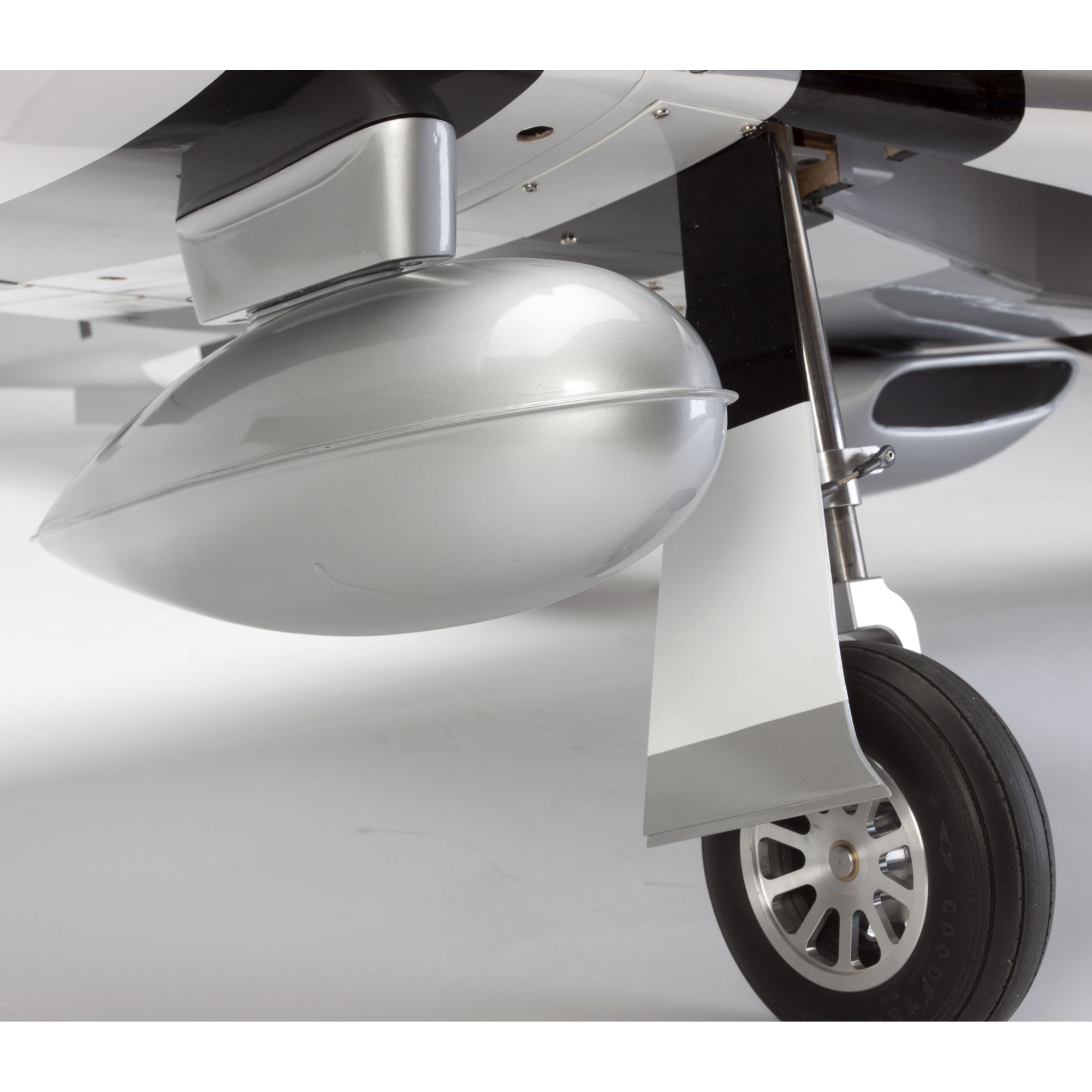 P-51D Mustang 60cc ARF, 89