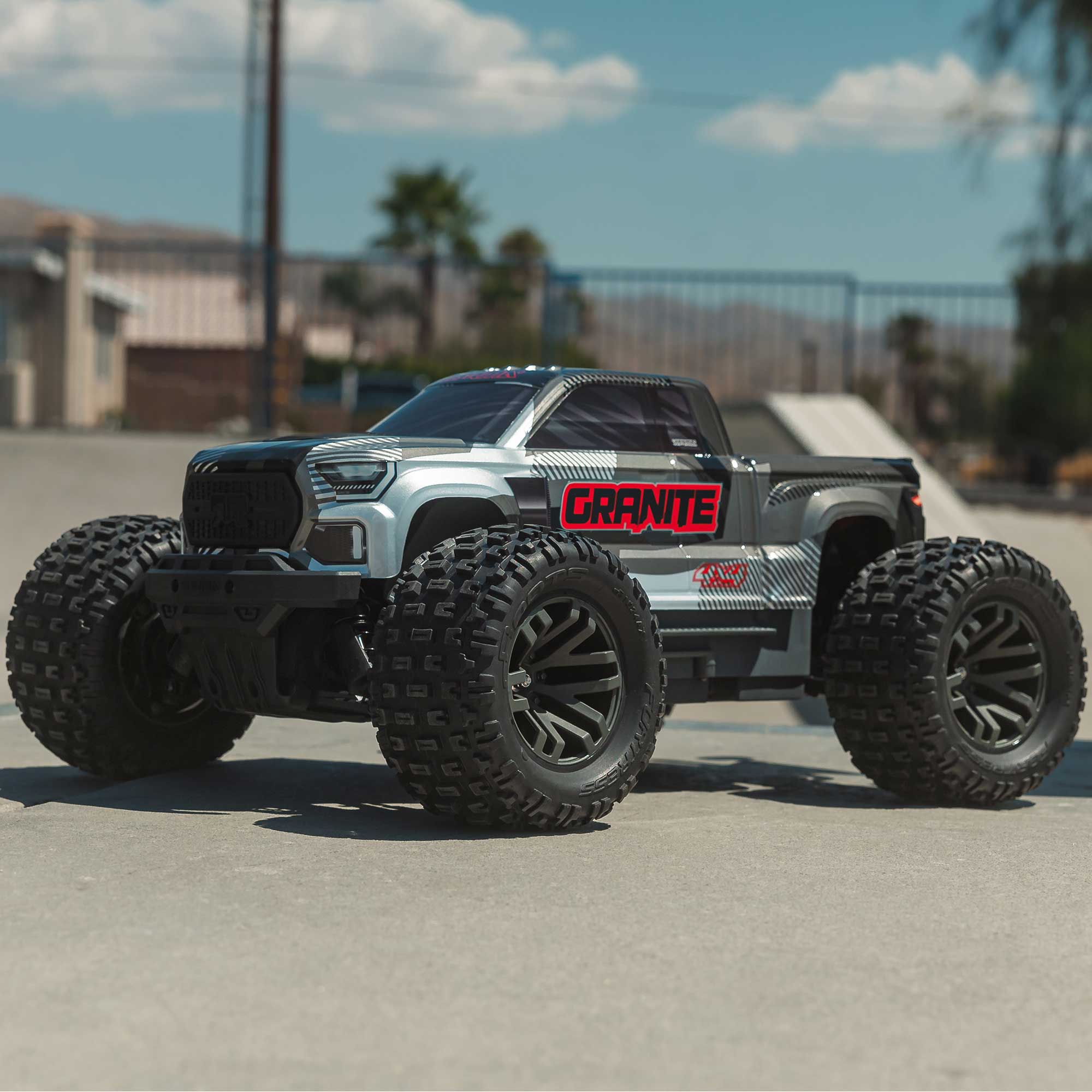 1/10 ARRMA GRANITE 223S