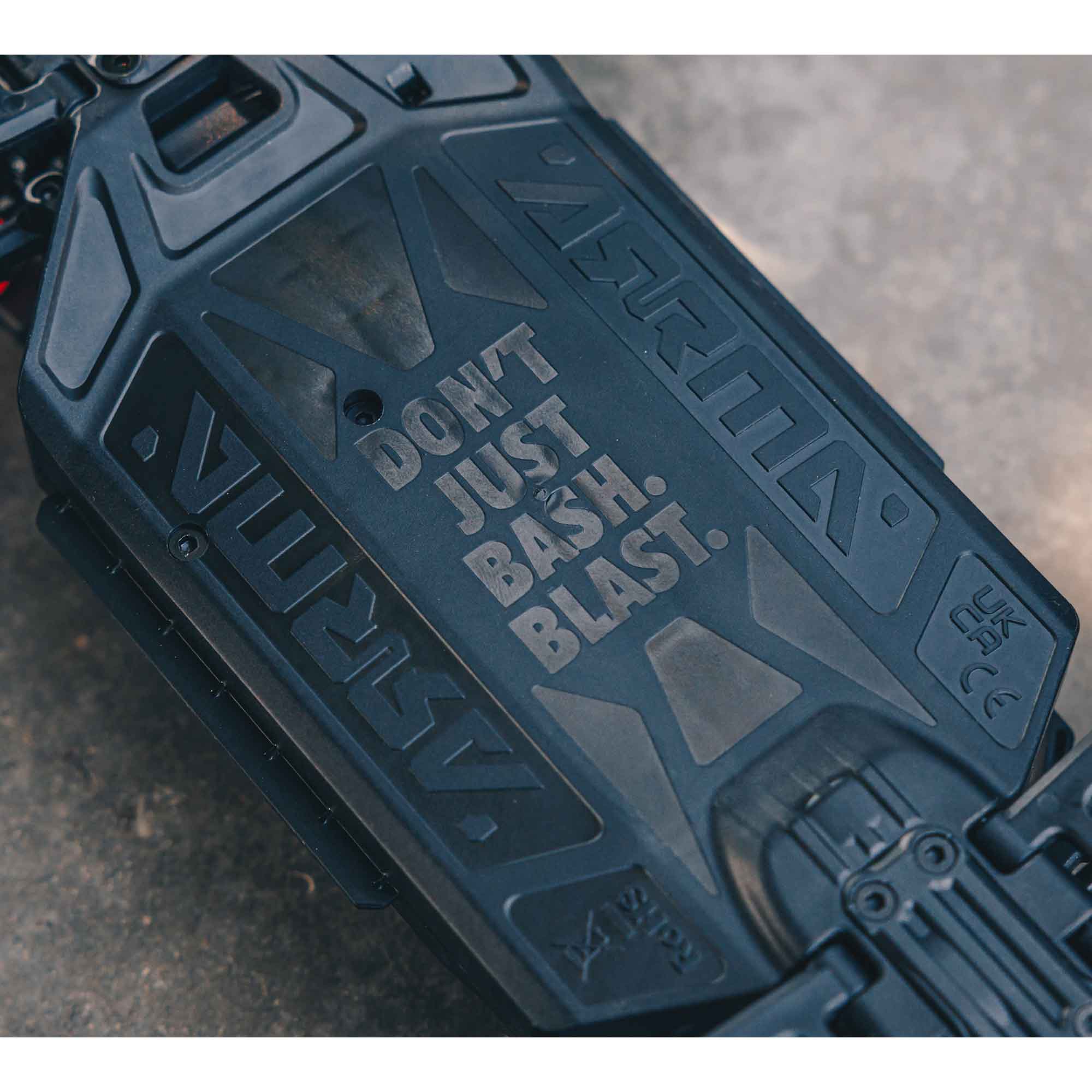 1/18 ARRMA GRANITE GROM (Battery & Charger Included)