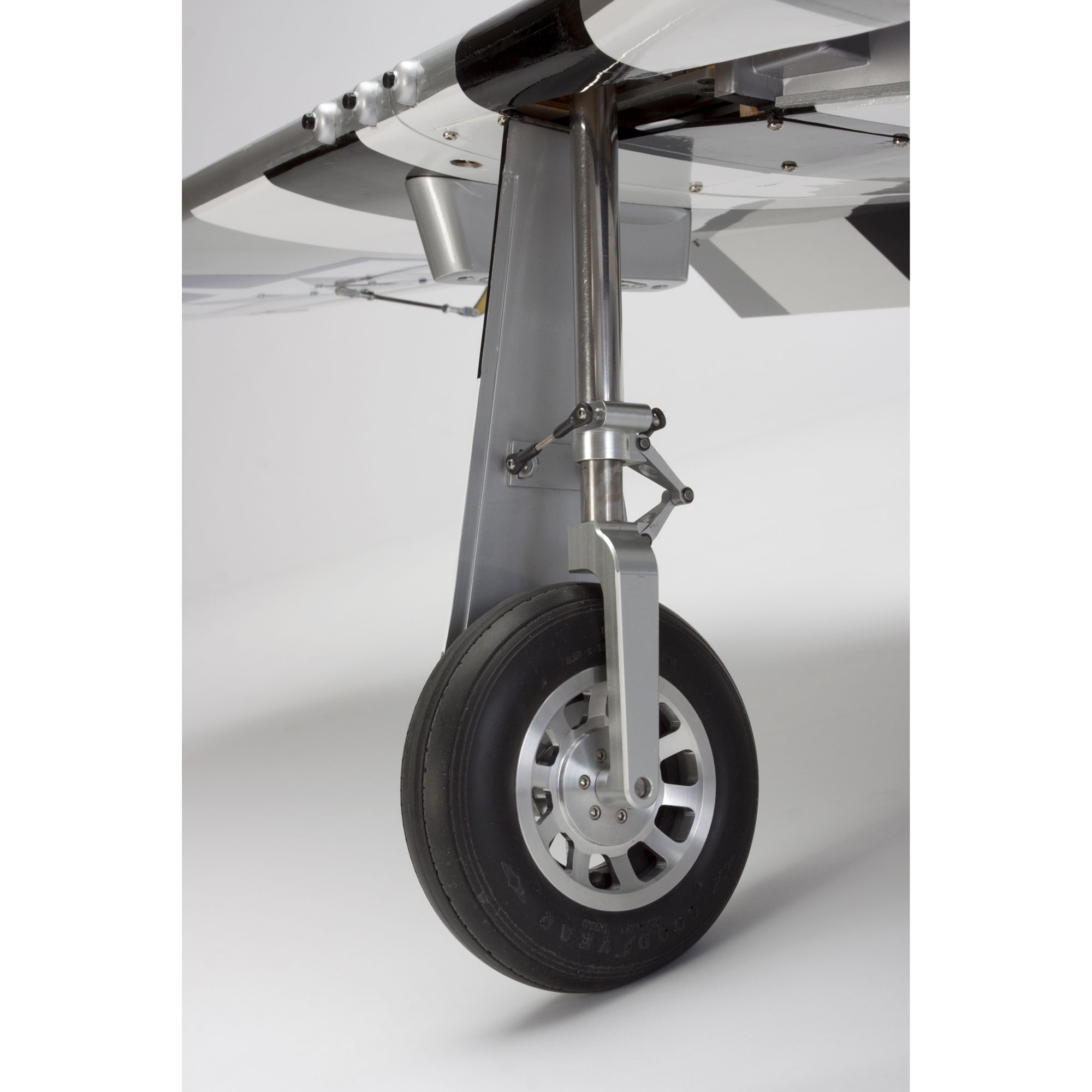 P-51D Mustang 60cc ARF, 89