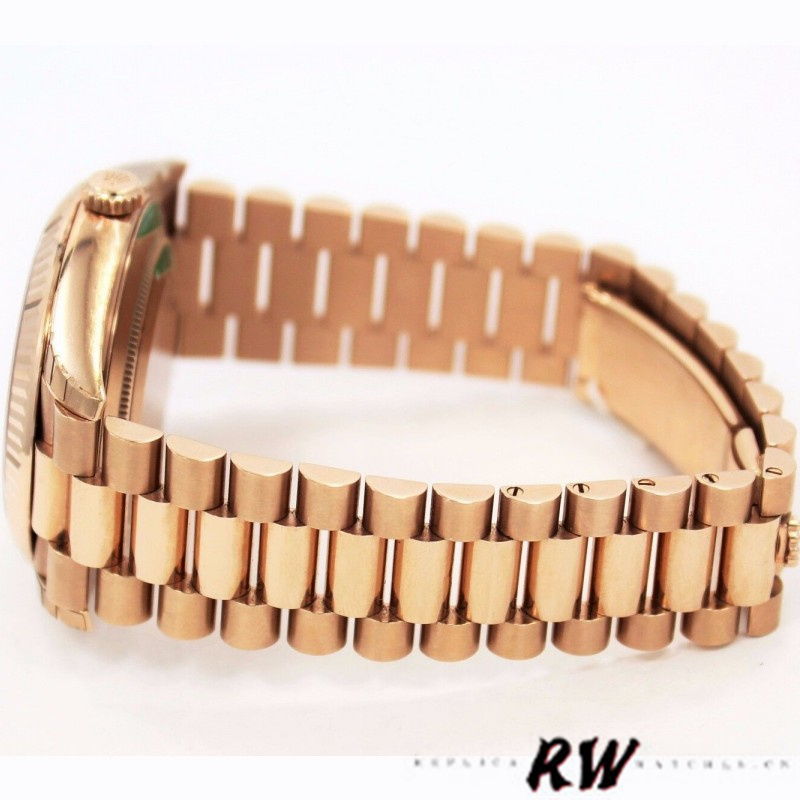 Rolex Day-Date 228235 Sundust Roman Numeral Dial Fluted Bezel 40mm Mens Replica Watch