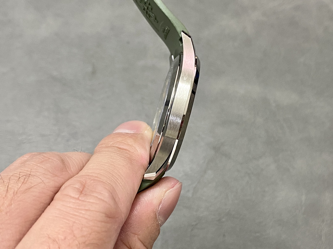 Replica Patek Philippe Aquanaut 5168G 010 40mm Mens Watch