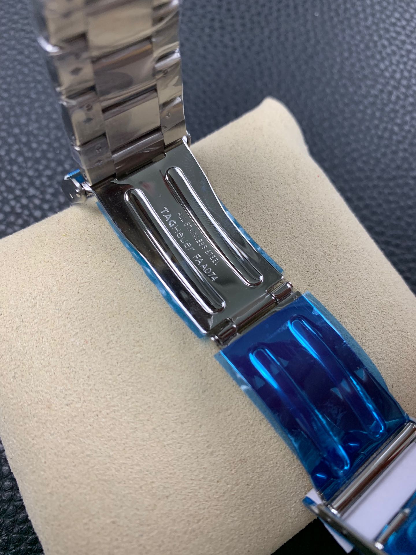 Tag Heuer Formula 1 Chronograph Black Dial CAZ101E.BA0842 Quartz 43mm