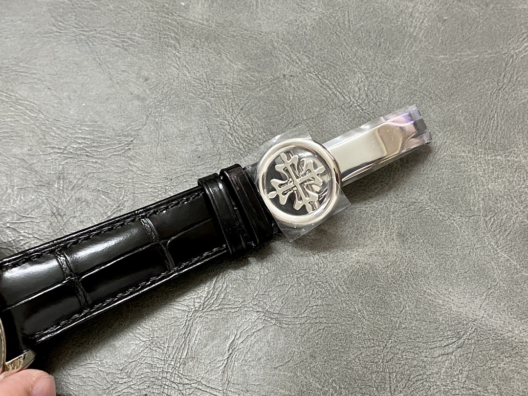 Patek Philippe Perpetual Calendar Chronograph Grand Complications 5970P 001