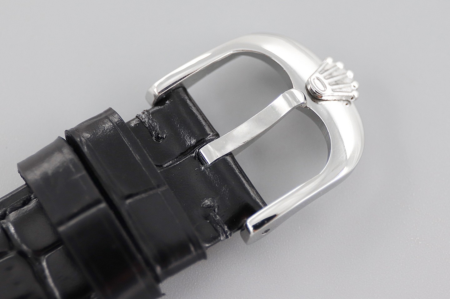 Rolex Cellini Date 50519 Blue Dial Blue Leather Strap 39MM Mens Replica Watch