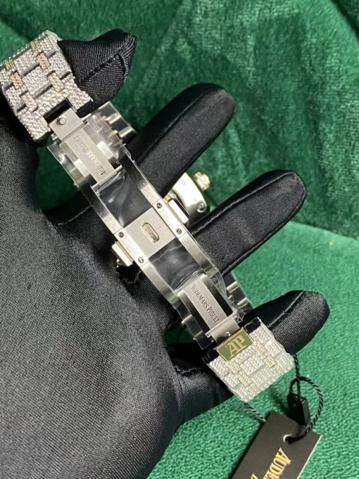 Audemars Piguet Royal Oak Selfwinding 15400SR.OO.1220SR.01 Iced Out Replica