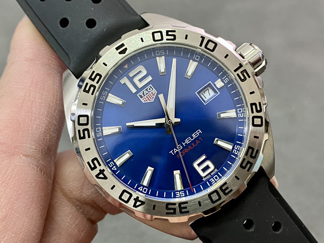 Tag Heuer Formula 1 Quartz Blue Dial Black Rubber Strap WAZ1118.FT8023