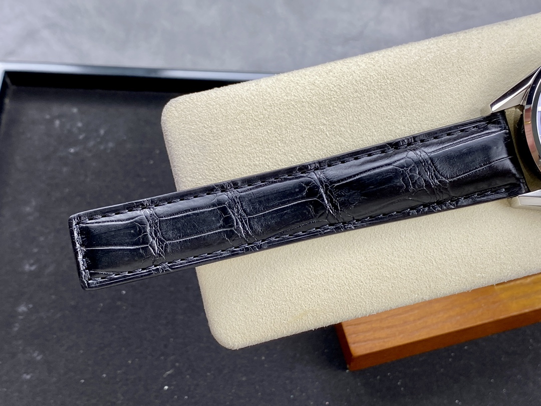 Tag Heuer Carrera Calibre 5 Steel & Leather WAR201A.FC6266