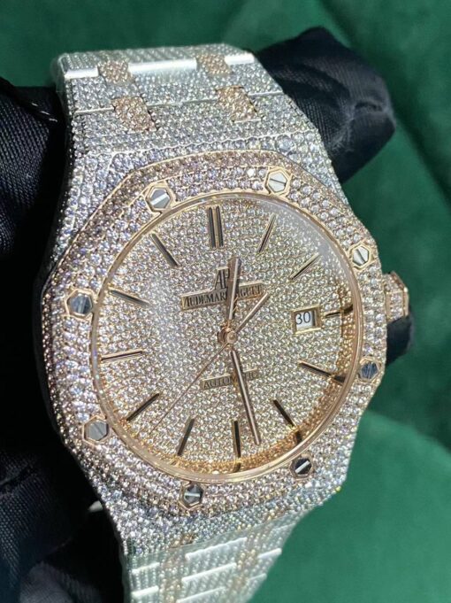 Audemars Piguet Royal Oak Selfwinding 15400SR.OO.1220SR.01 Iced Out Replica