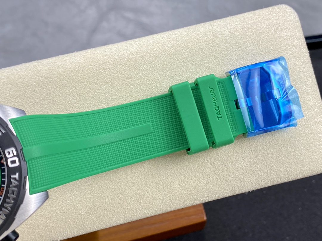 Tag Heuer Formula 1 Chronograph Quartz Green Dial CAZ101AP.FT8056 43MM